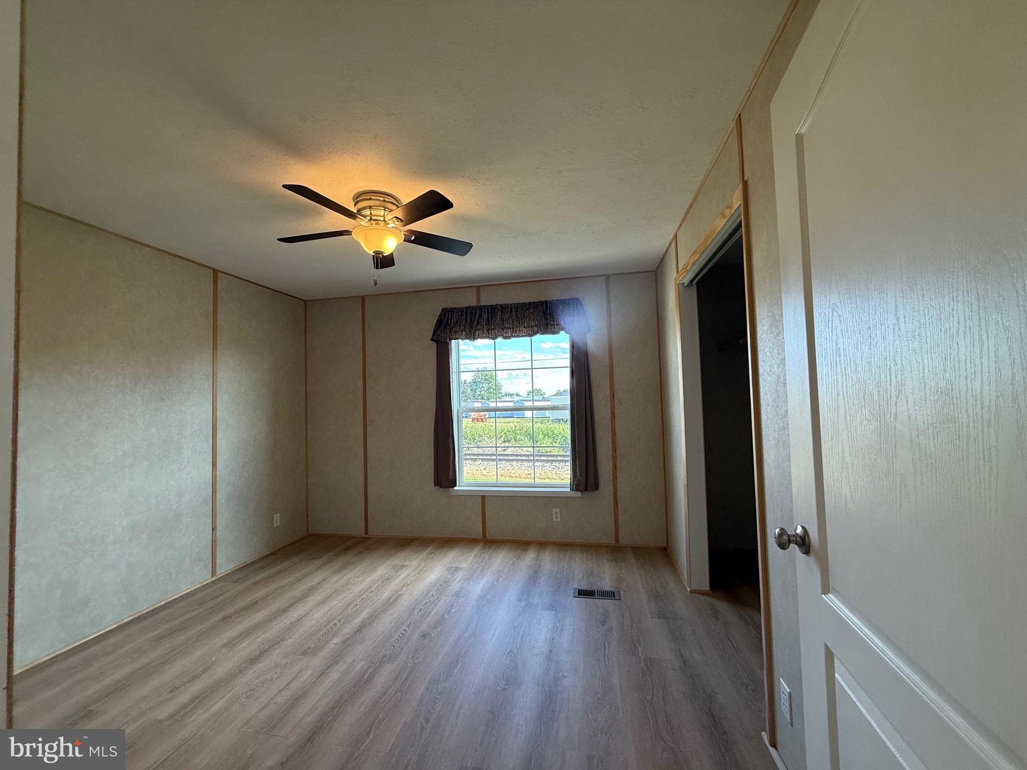 GROFFDALE MHP - Residential