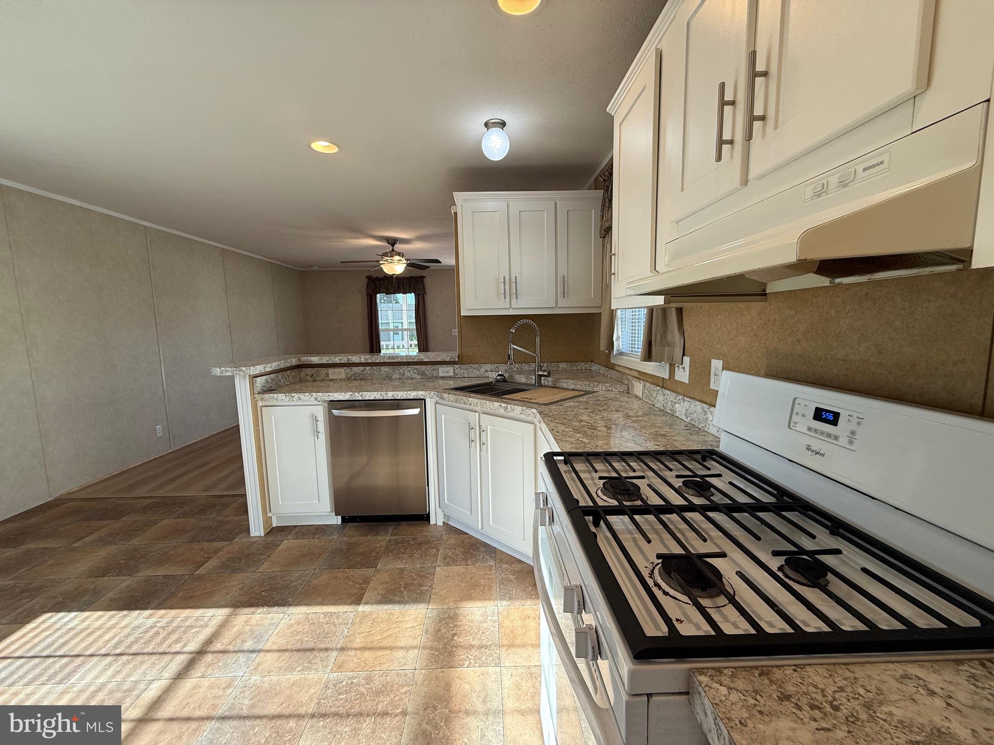 GROFFDALE MHP - Residential