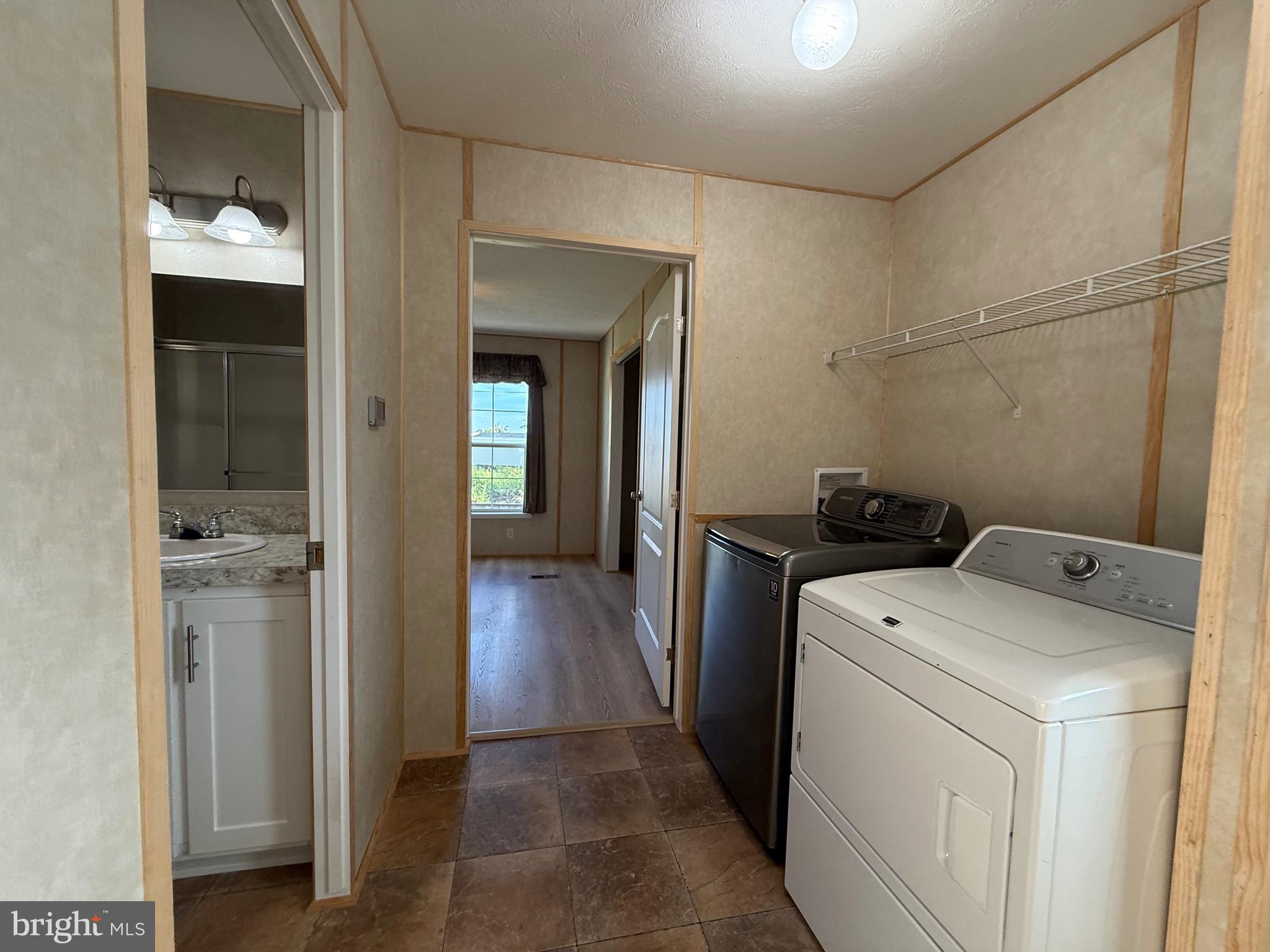 GROFFDALE MHP - Residential