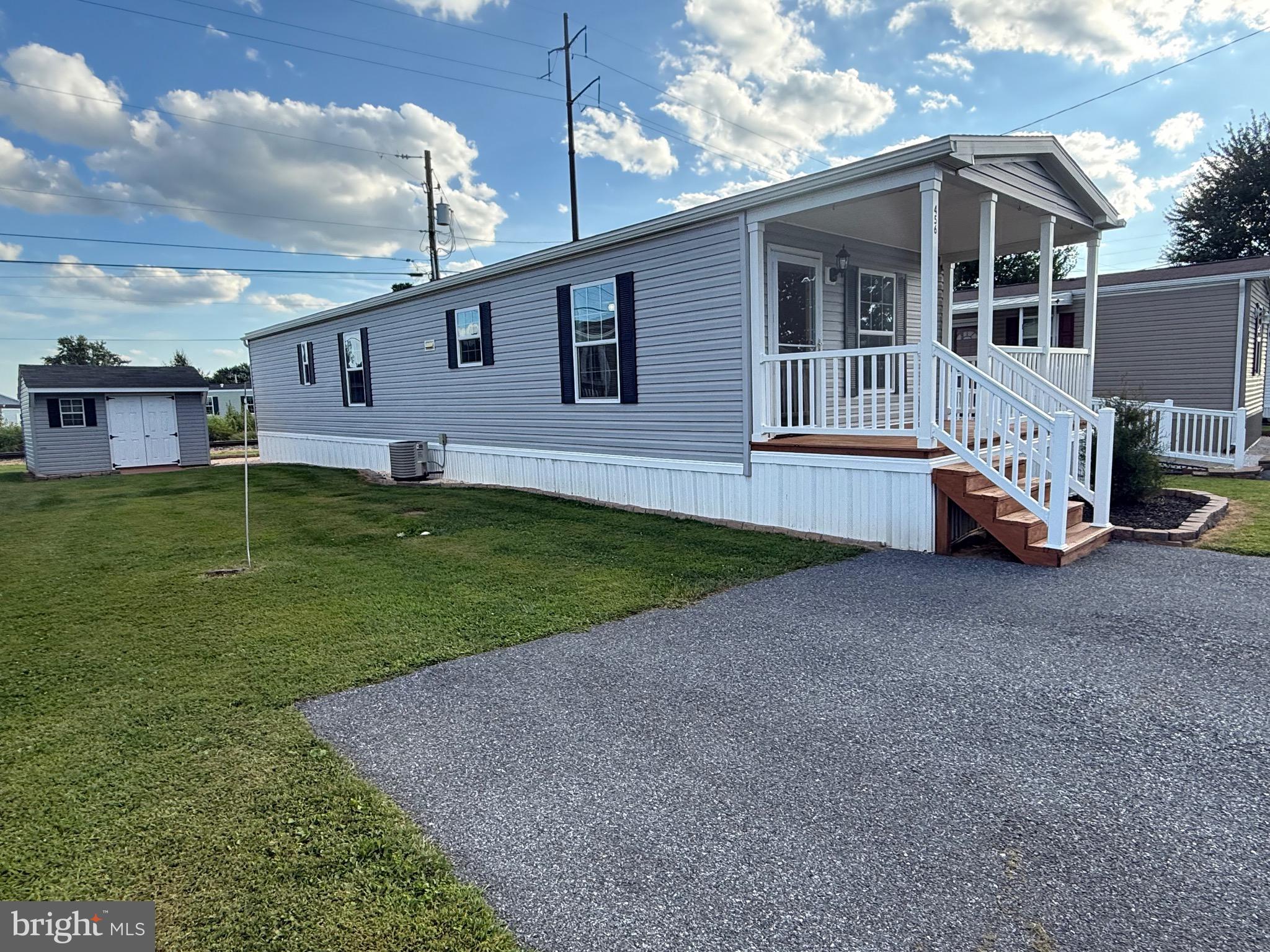 GROFFDALE MHP - Residential