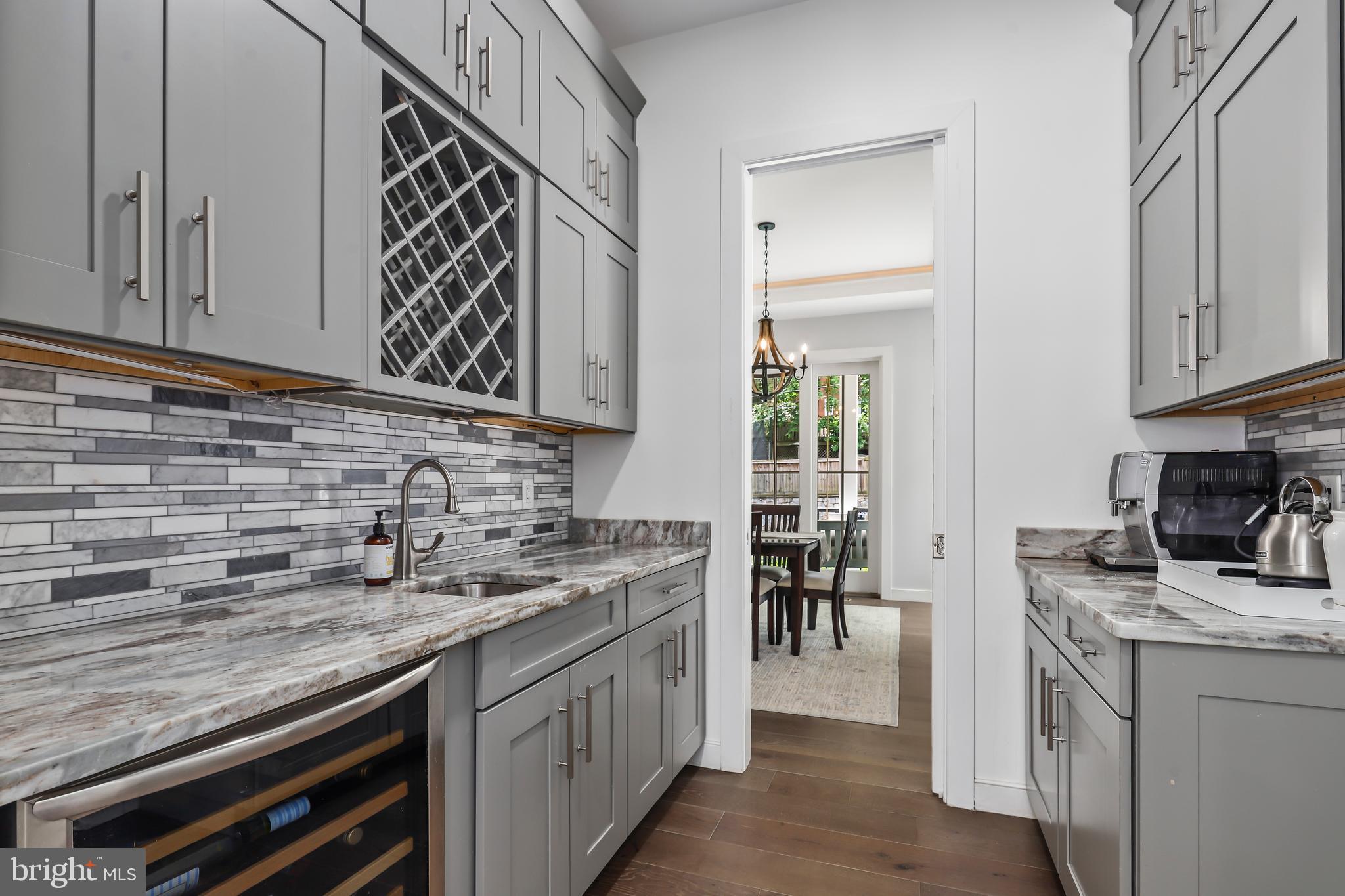 LORCOM GROVE - Residential