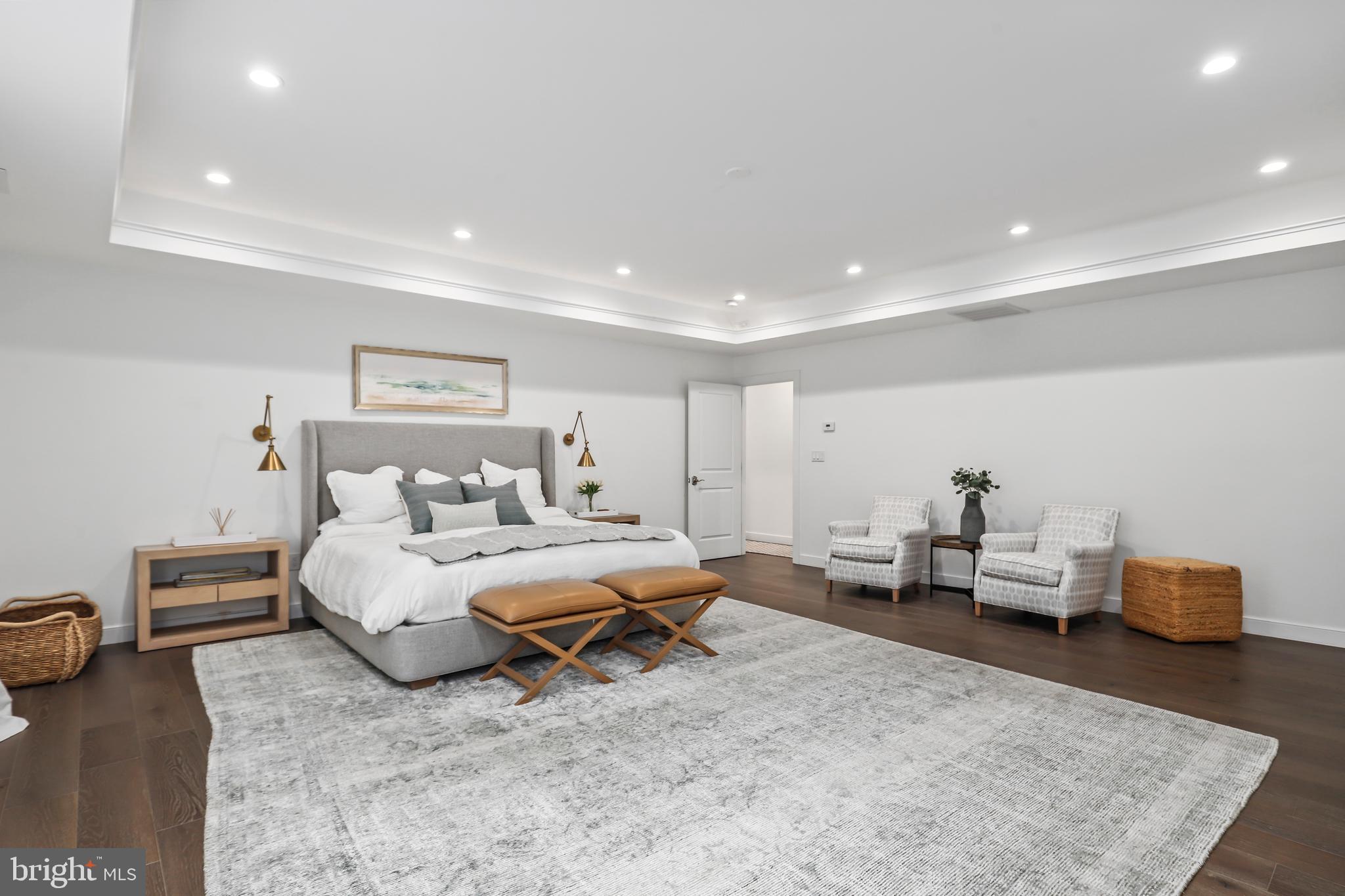 LORCOM GROVE - Residential