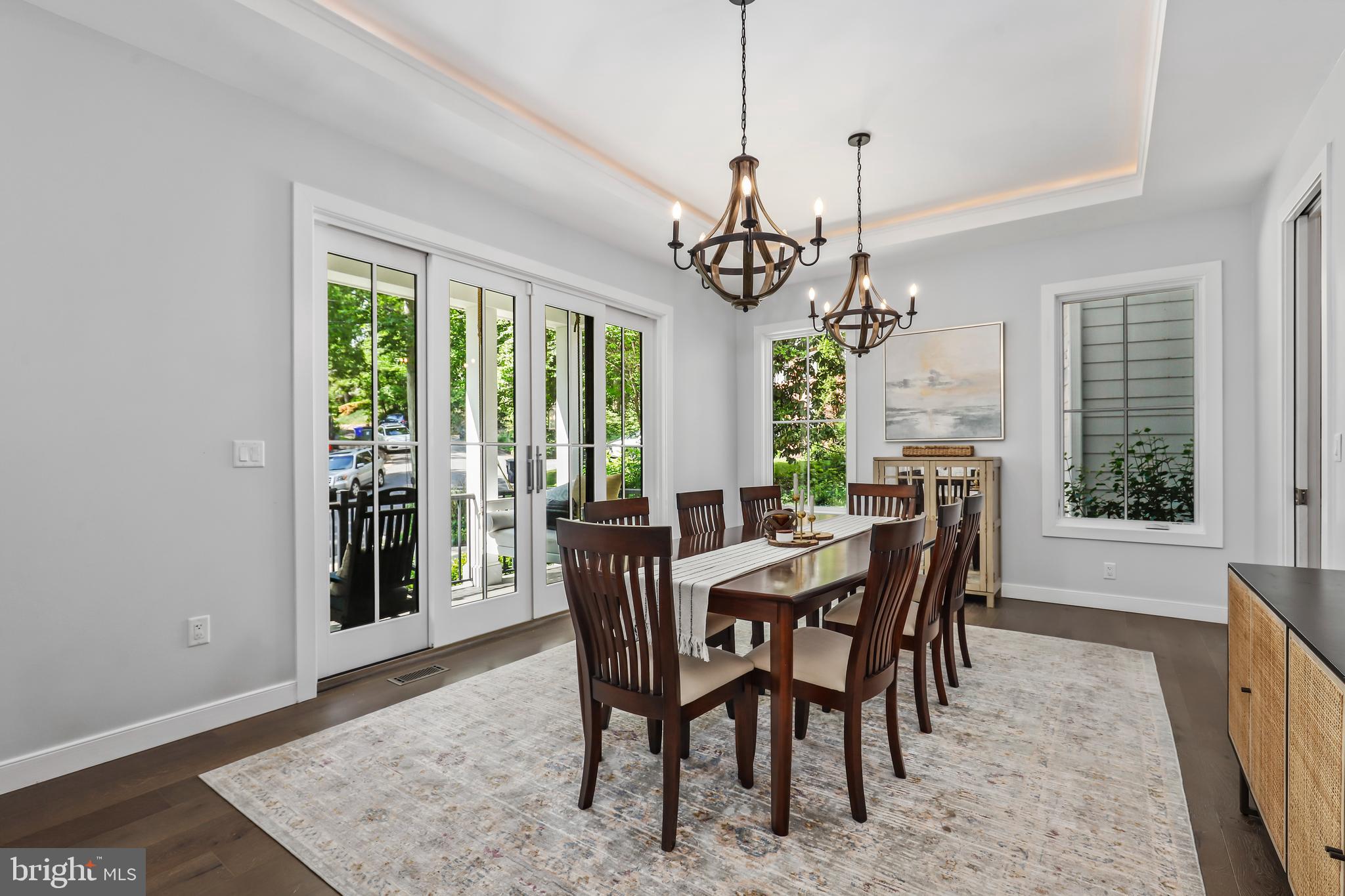 LORCOM GROVE - Residential