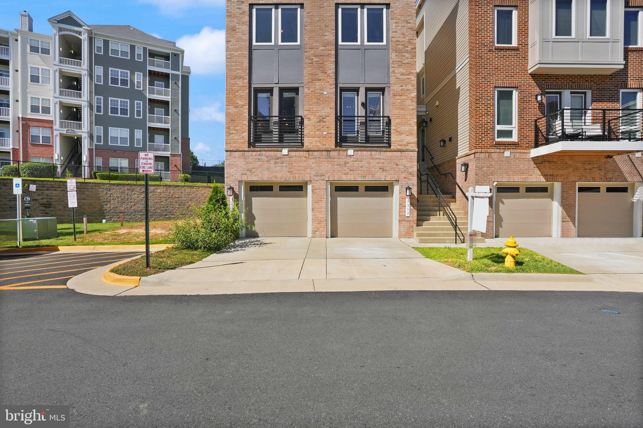 1317 RAIL STOP DRIVE