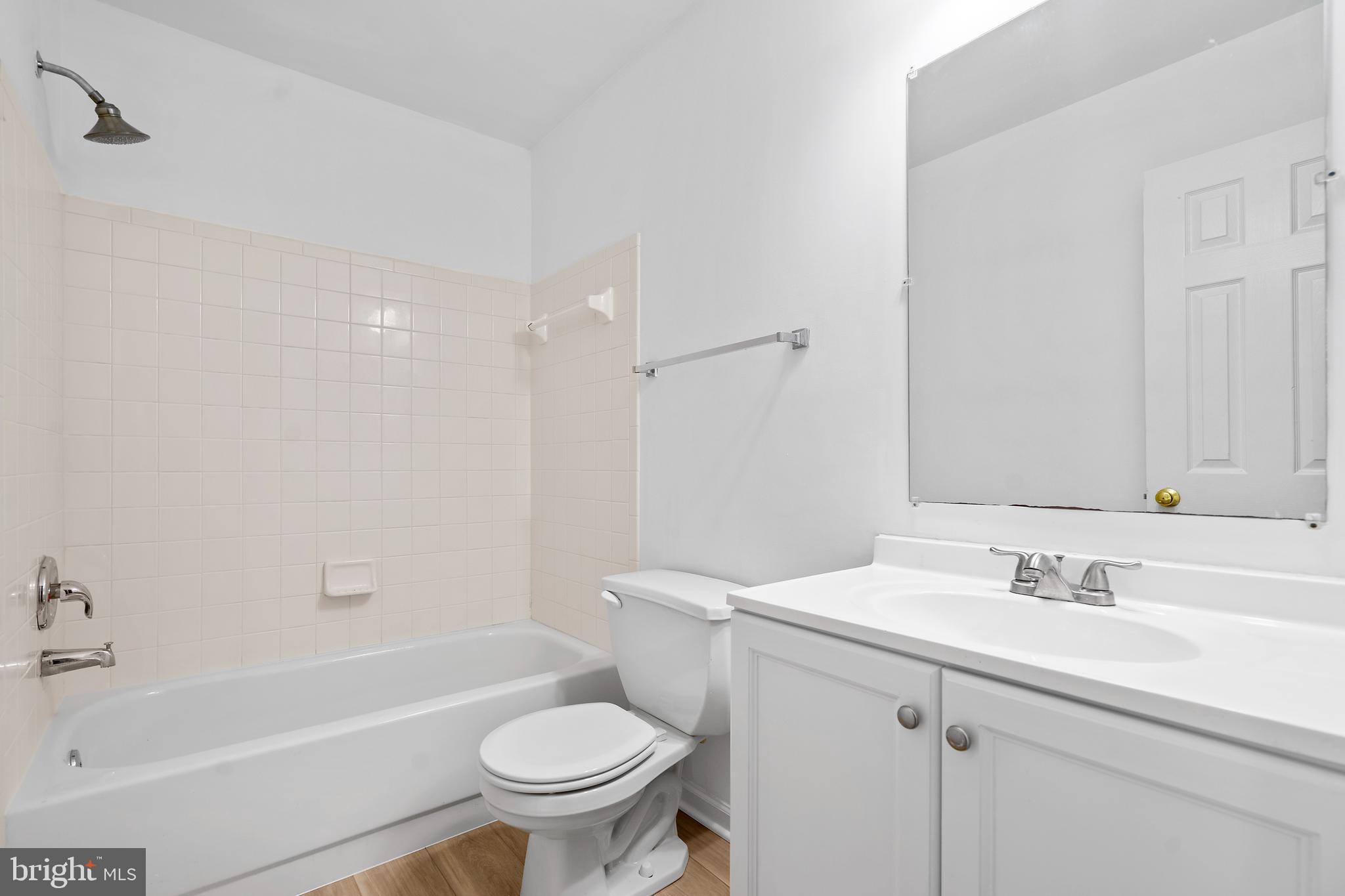 MONTCLAIR MEWS - Residential