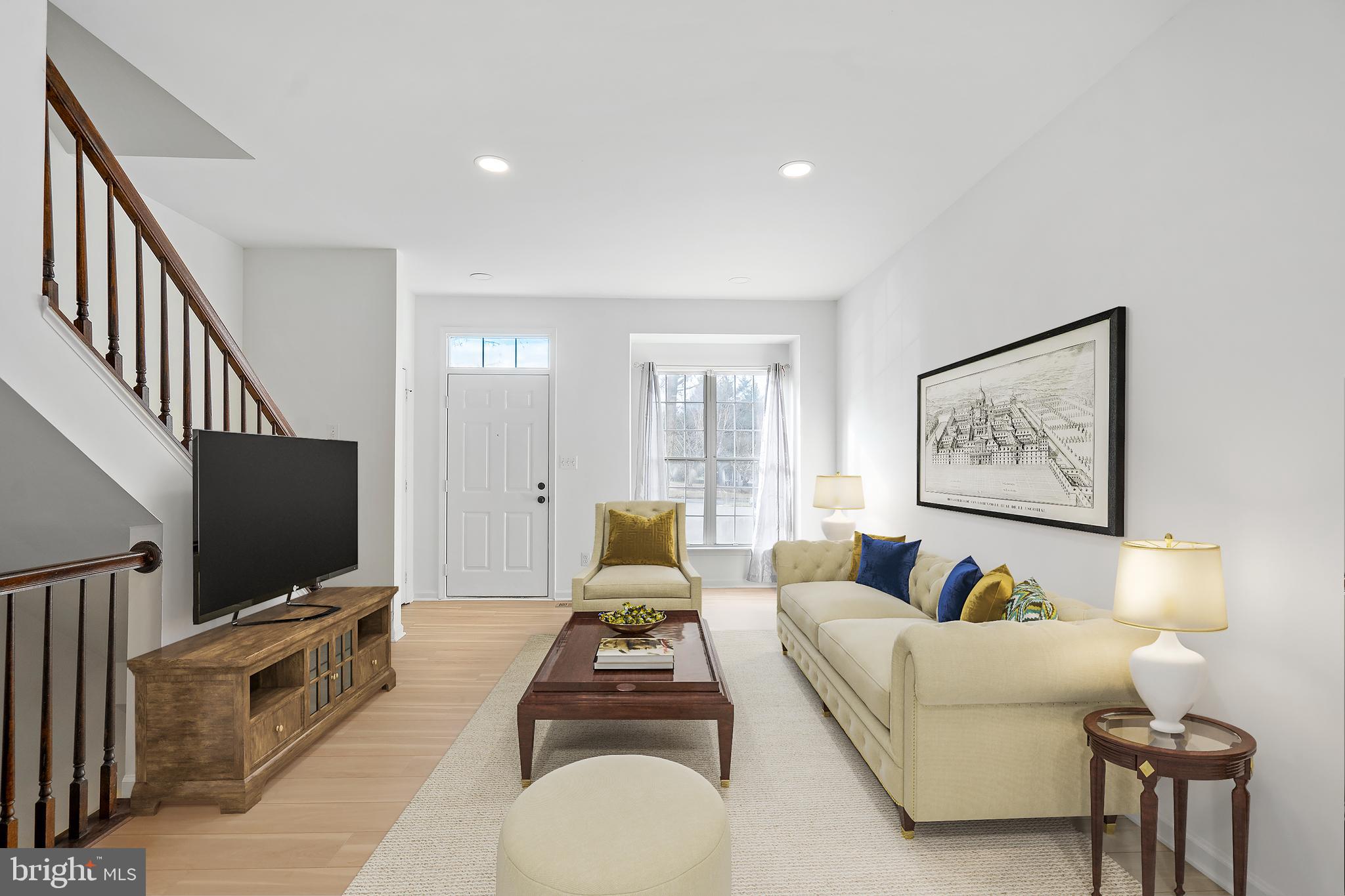 MONTCLAIR MEWS - Residential