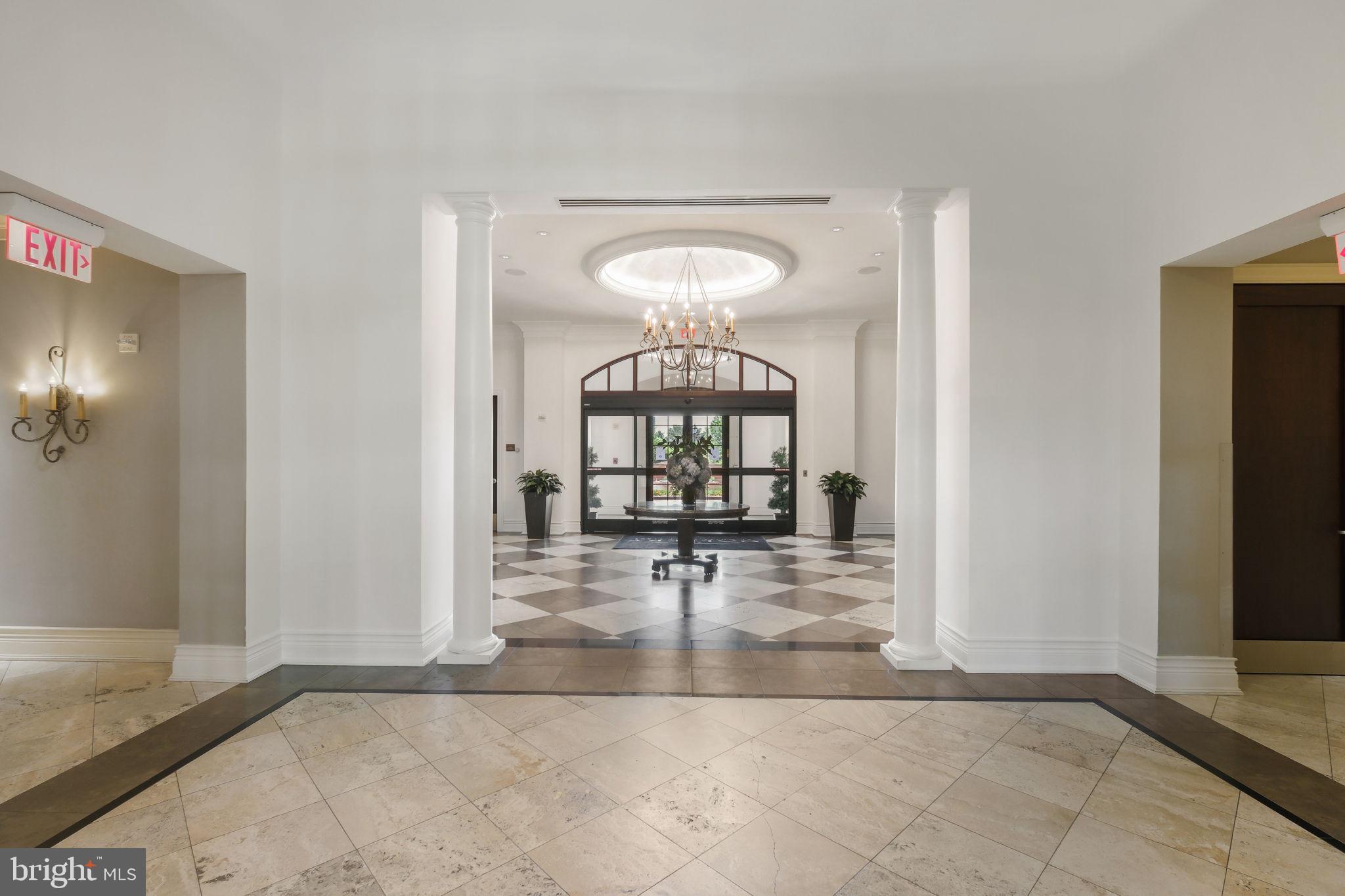 GALLERY AT WHITE FLINT - Residential