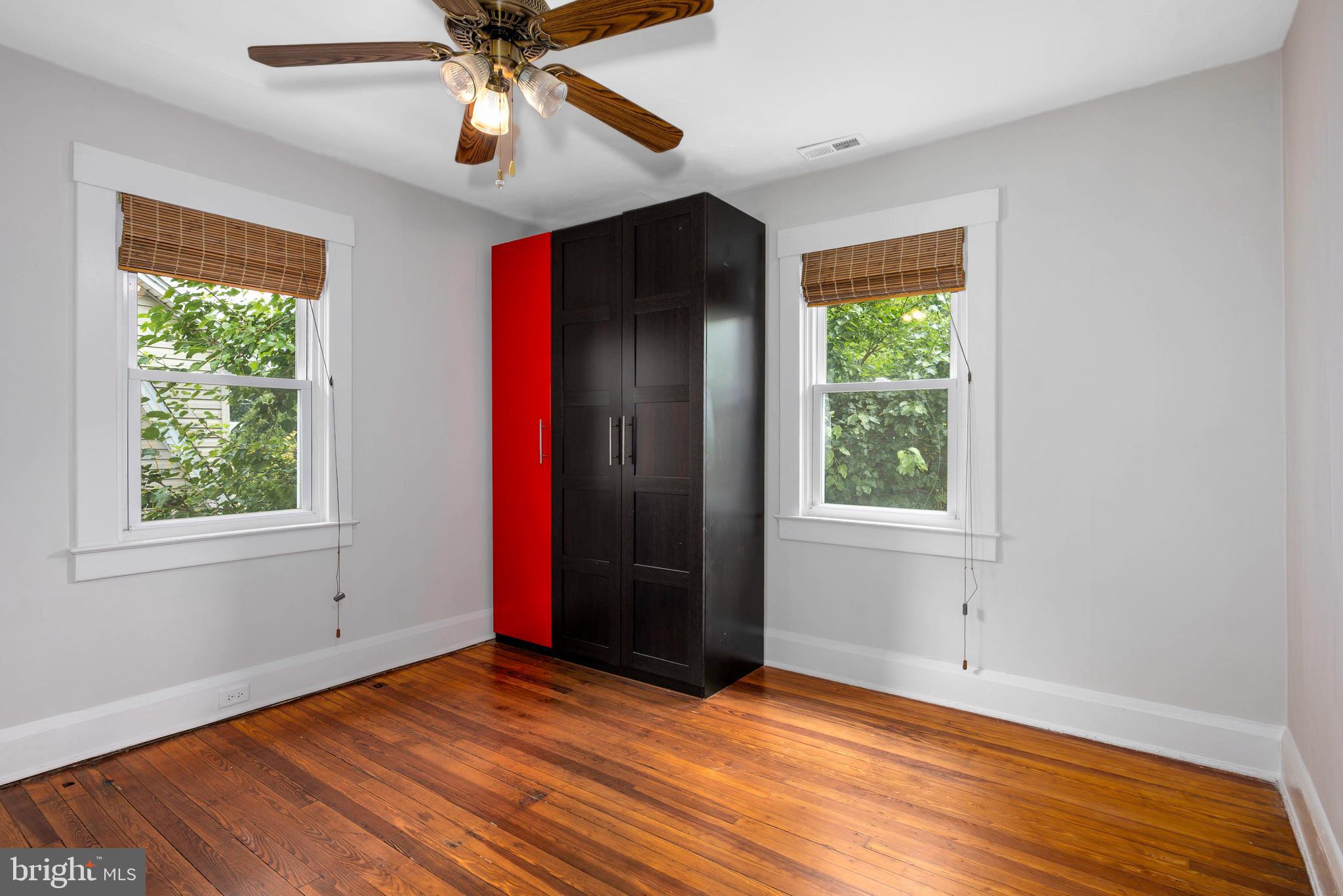 BELVEDERE SQUARE - Residential Lease