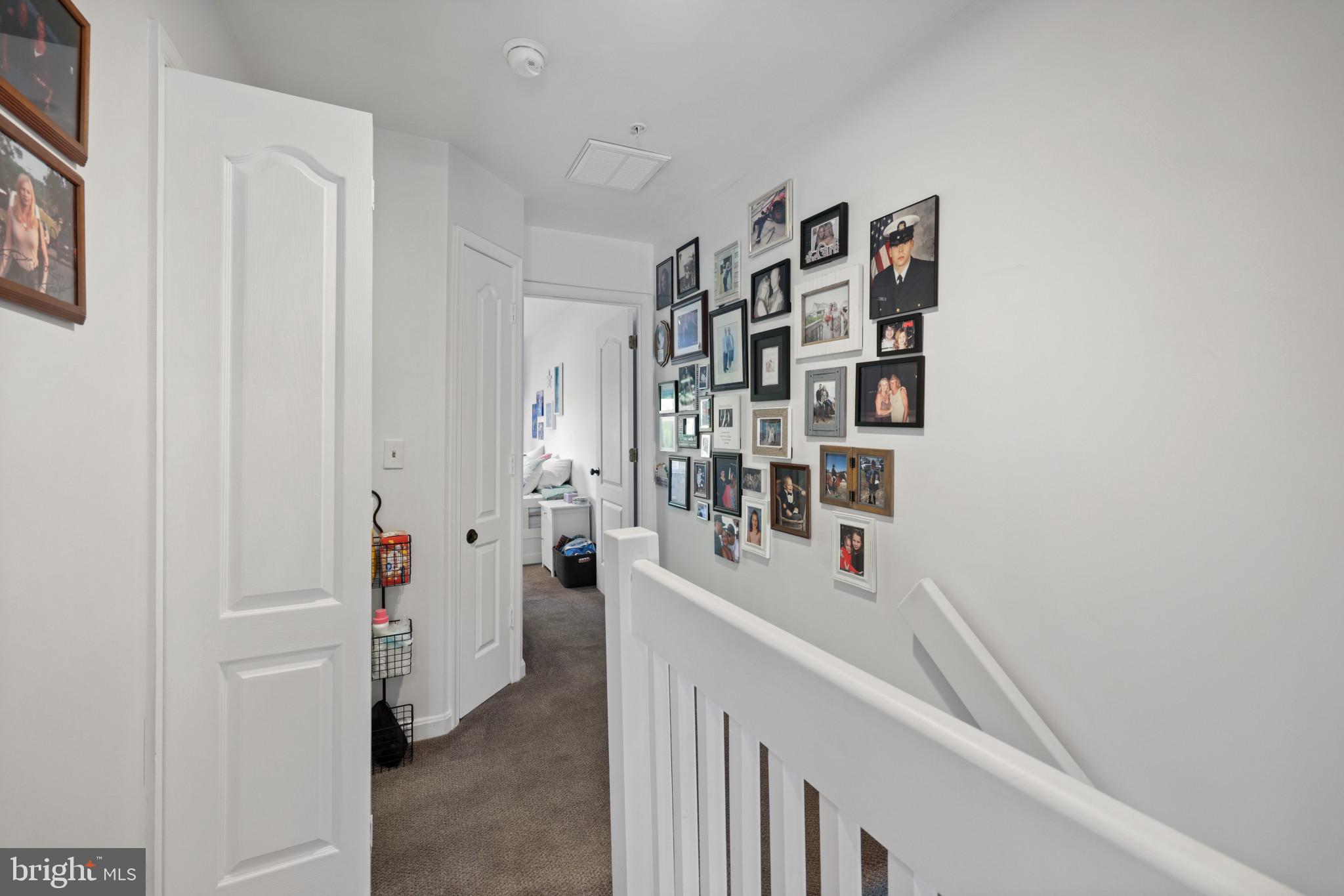 QUEENS LANDING - Residential