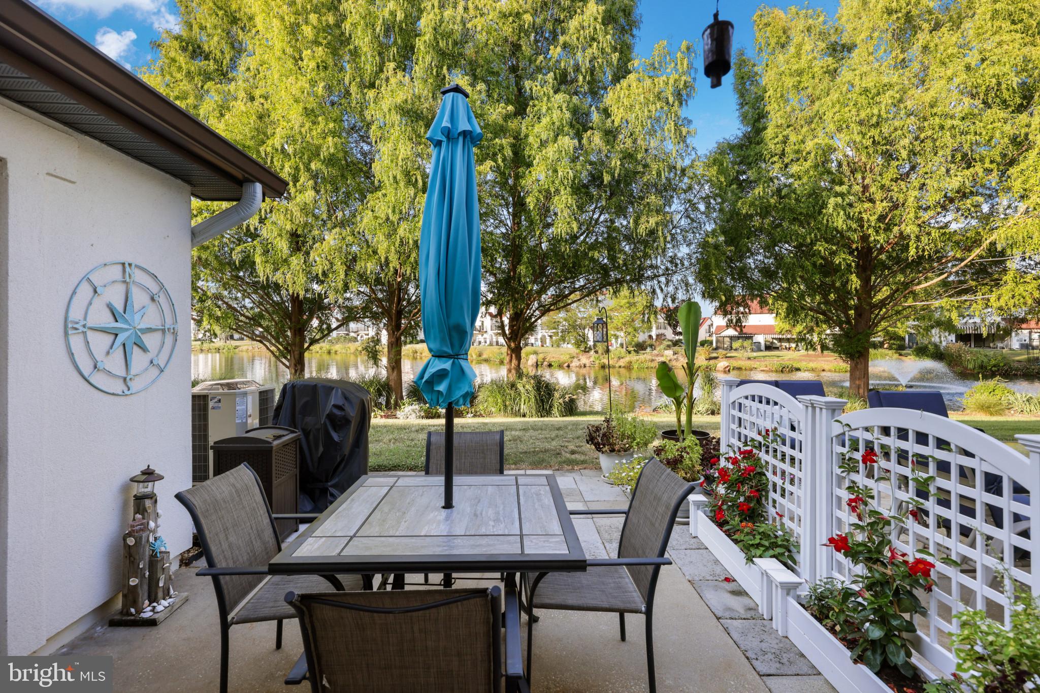 QUEENS LANDING - Residential