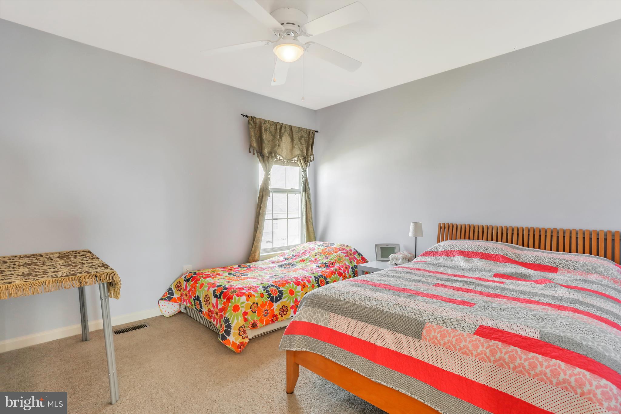 LAKELAND PLACE - Residential