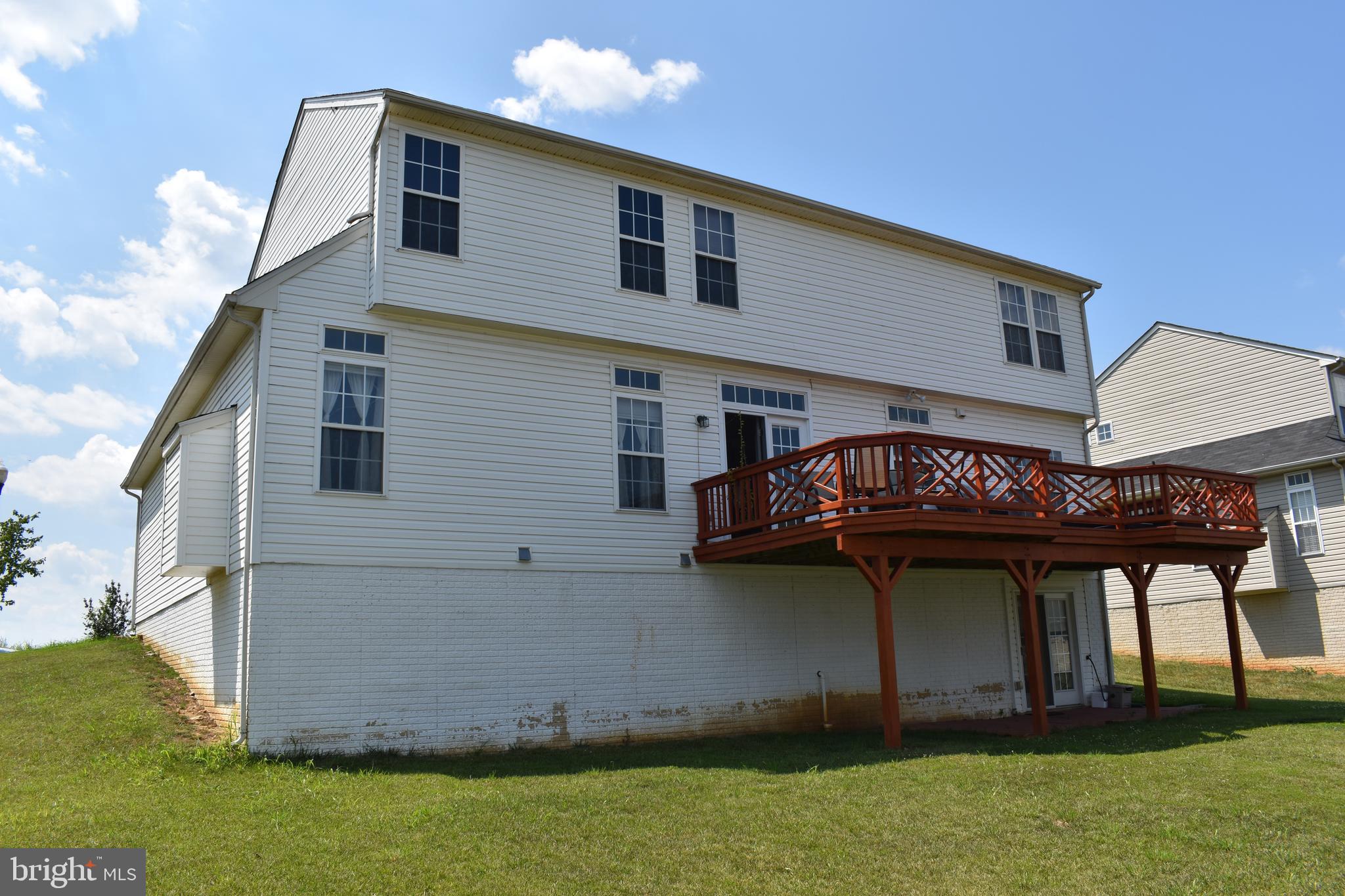 LAKELAND PLACE - Residential