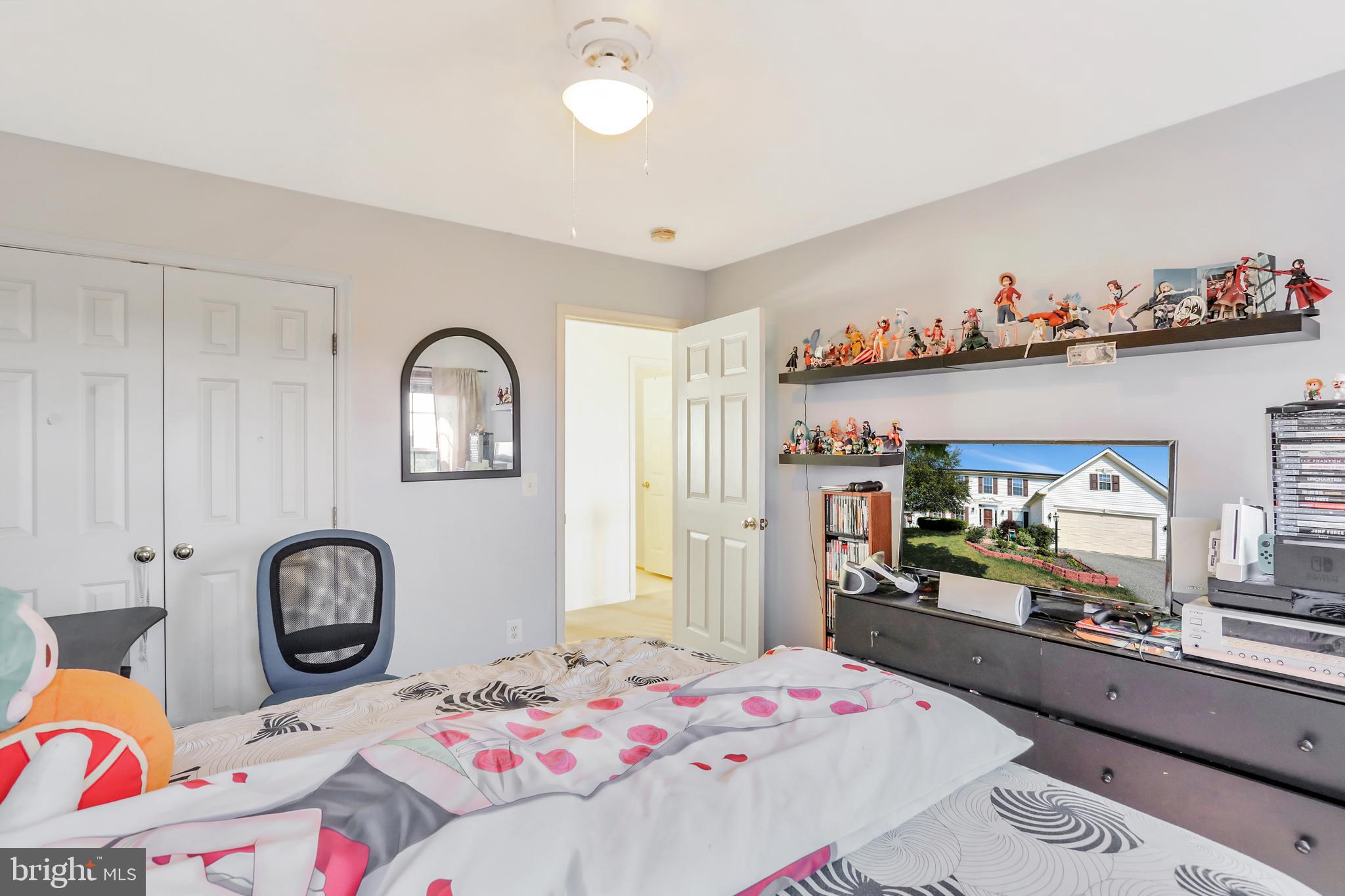 LAKELAND PLACE - Residential