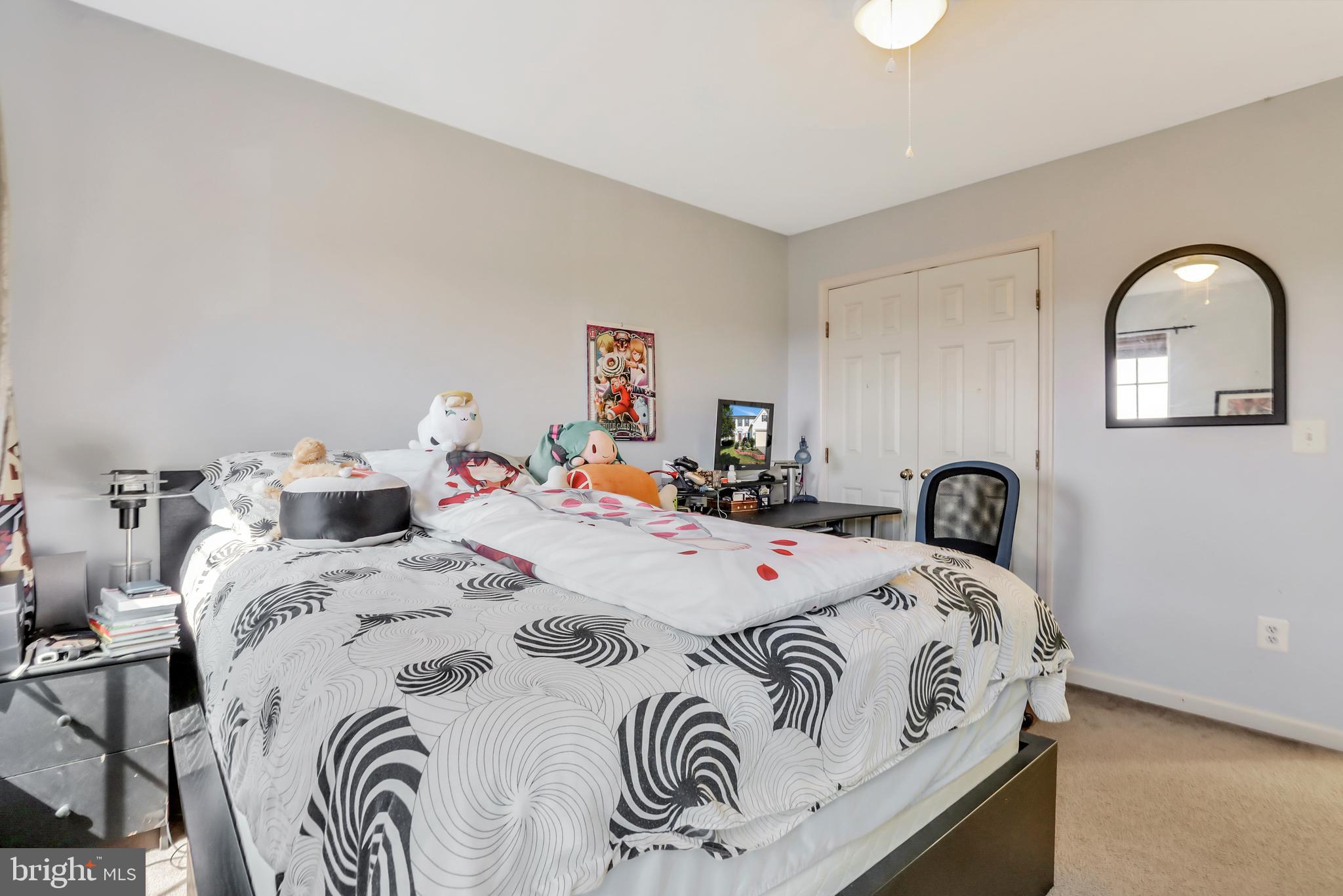 LAKELAND PLACE - Residential