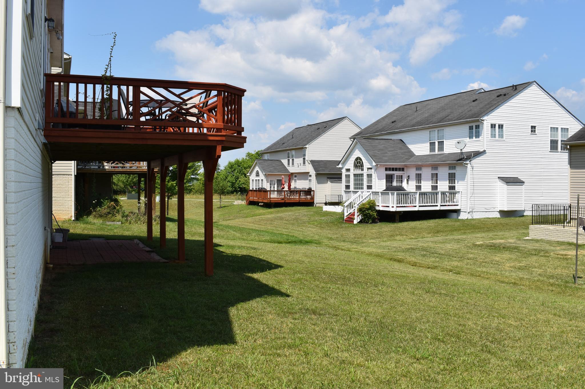 LAKELAND PLACE - Residential