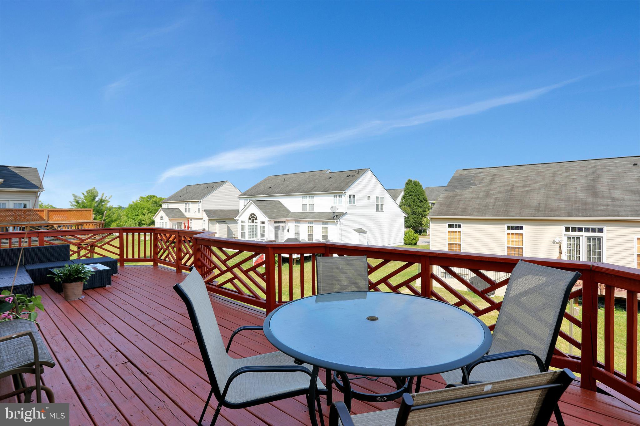 LAKELAND PLACE - Residential