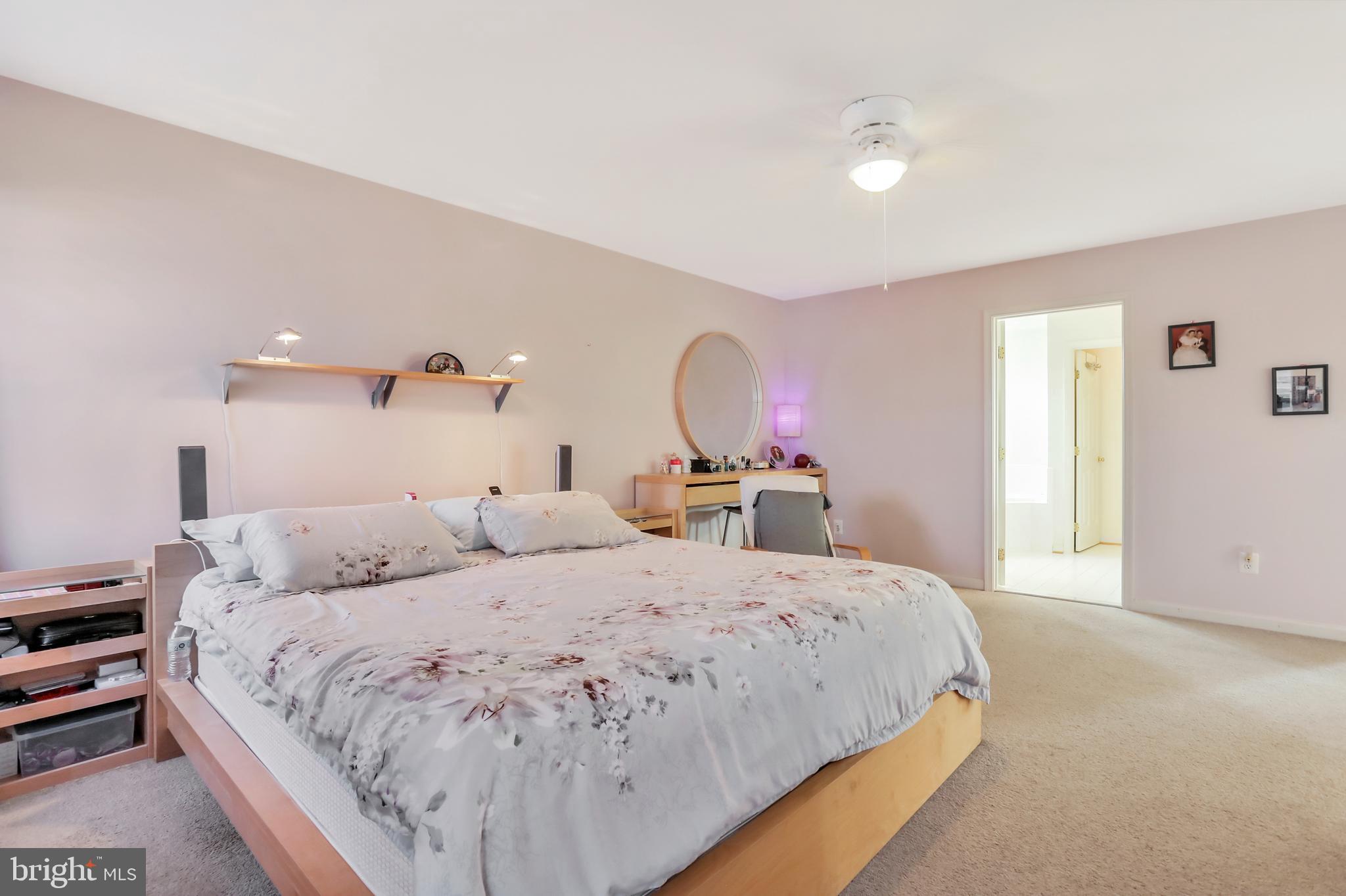 LAKELAND PLACE - Residential