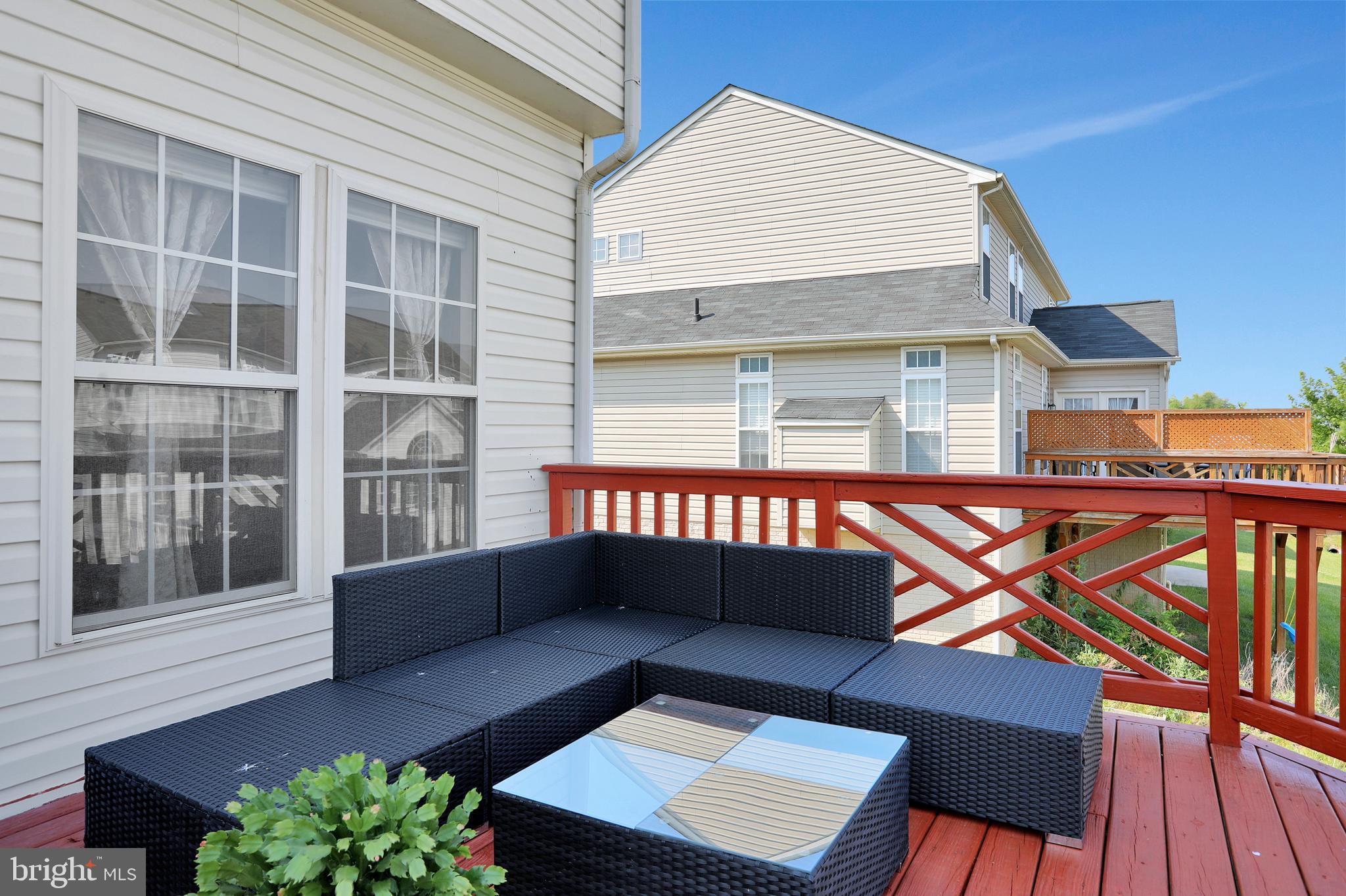 LAKELAND PLACE - Residential