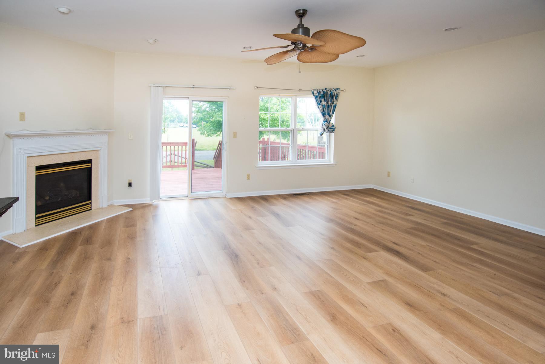 4009 HOFFMAN COURT
