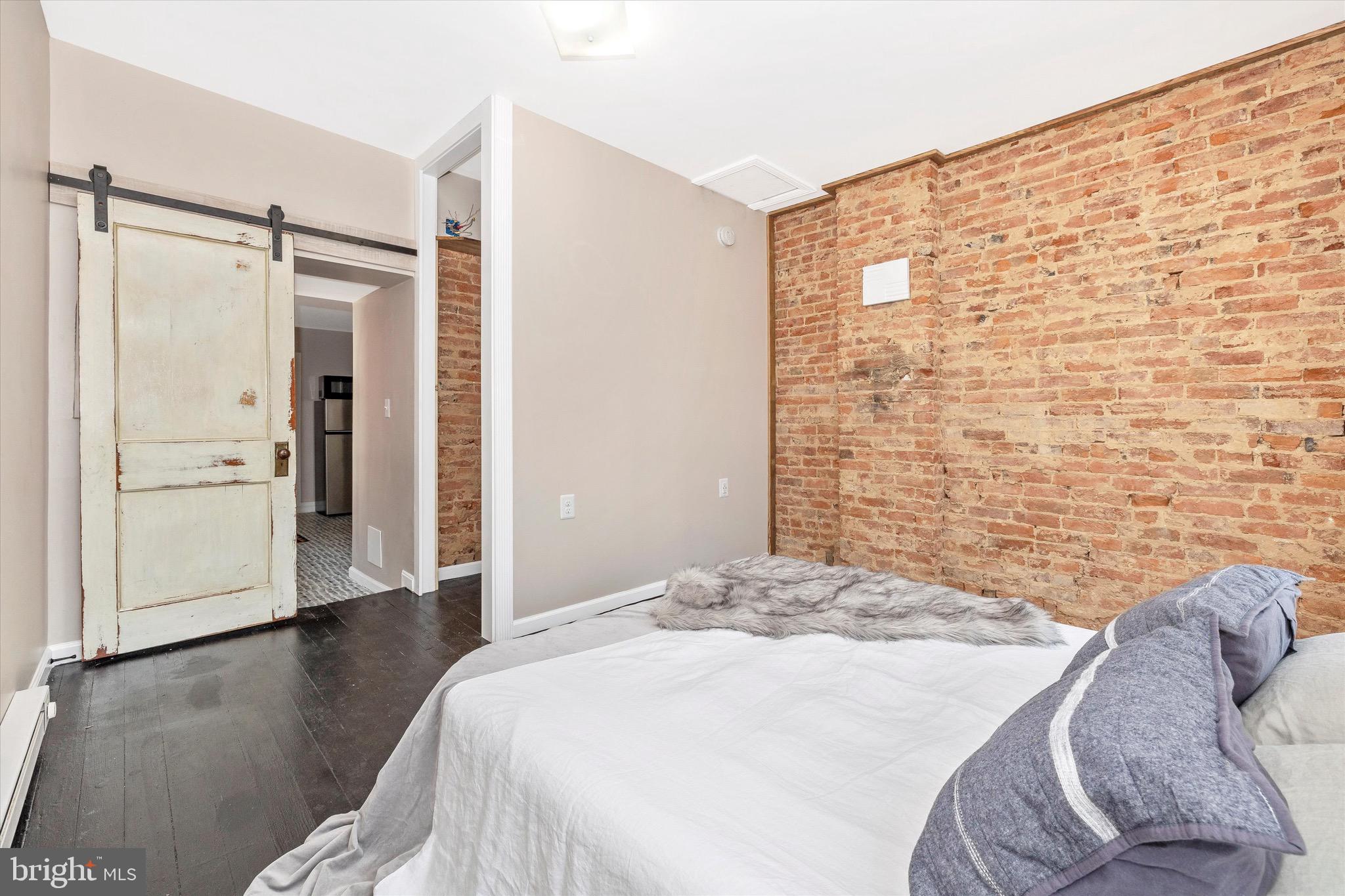 DOWNTOWN FREDERICK - Residential Income