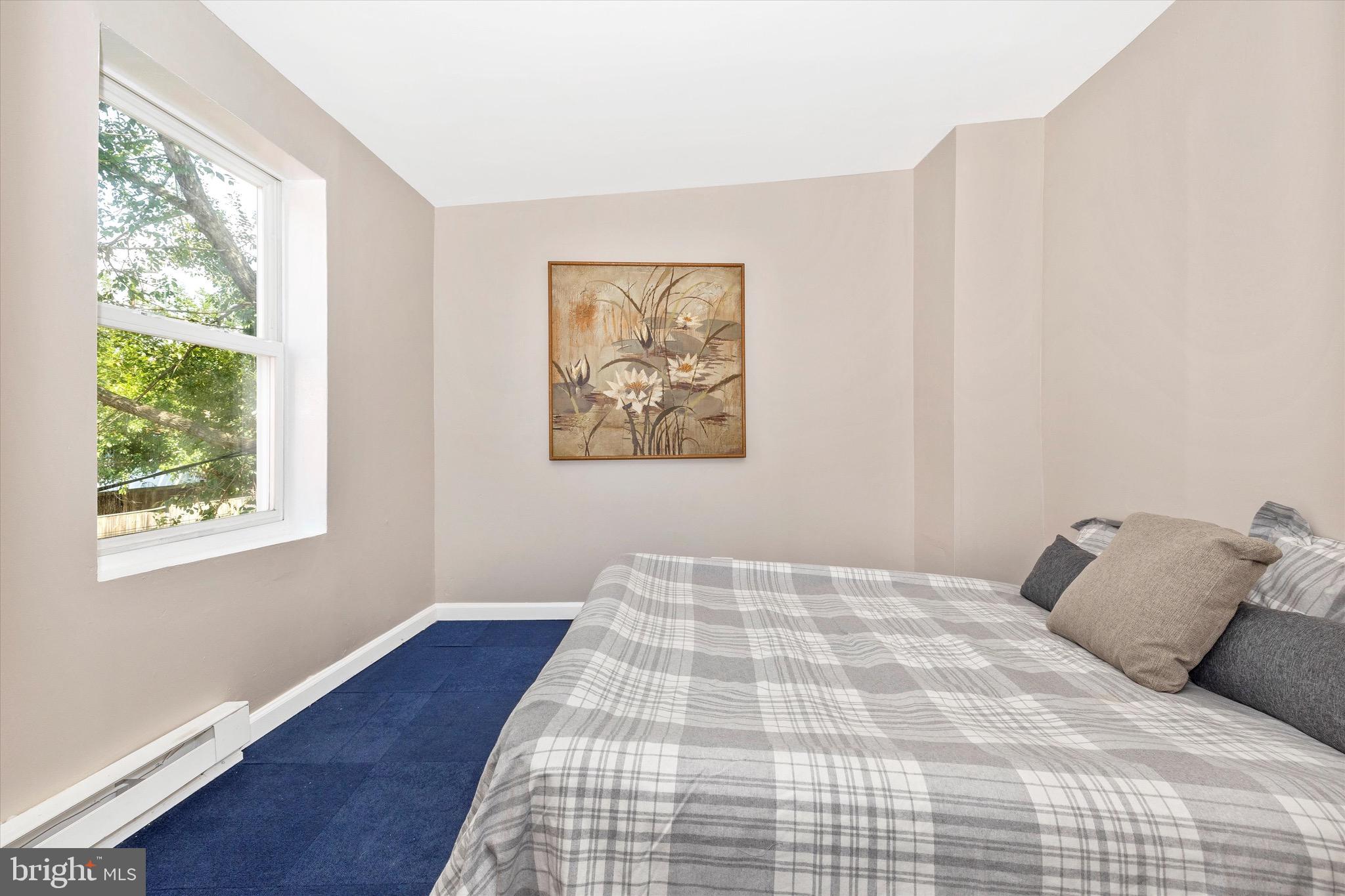 DOWNTOWN FREDERICK - Residential Income