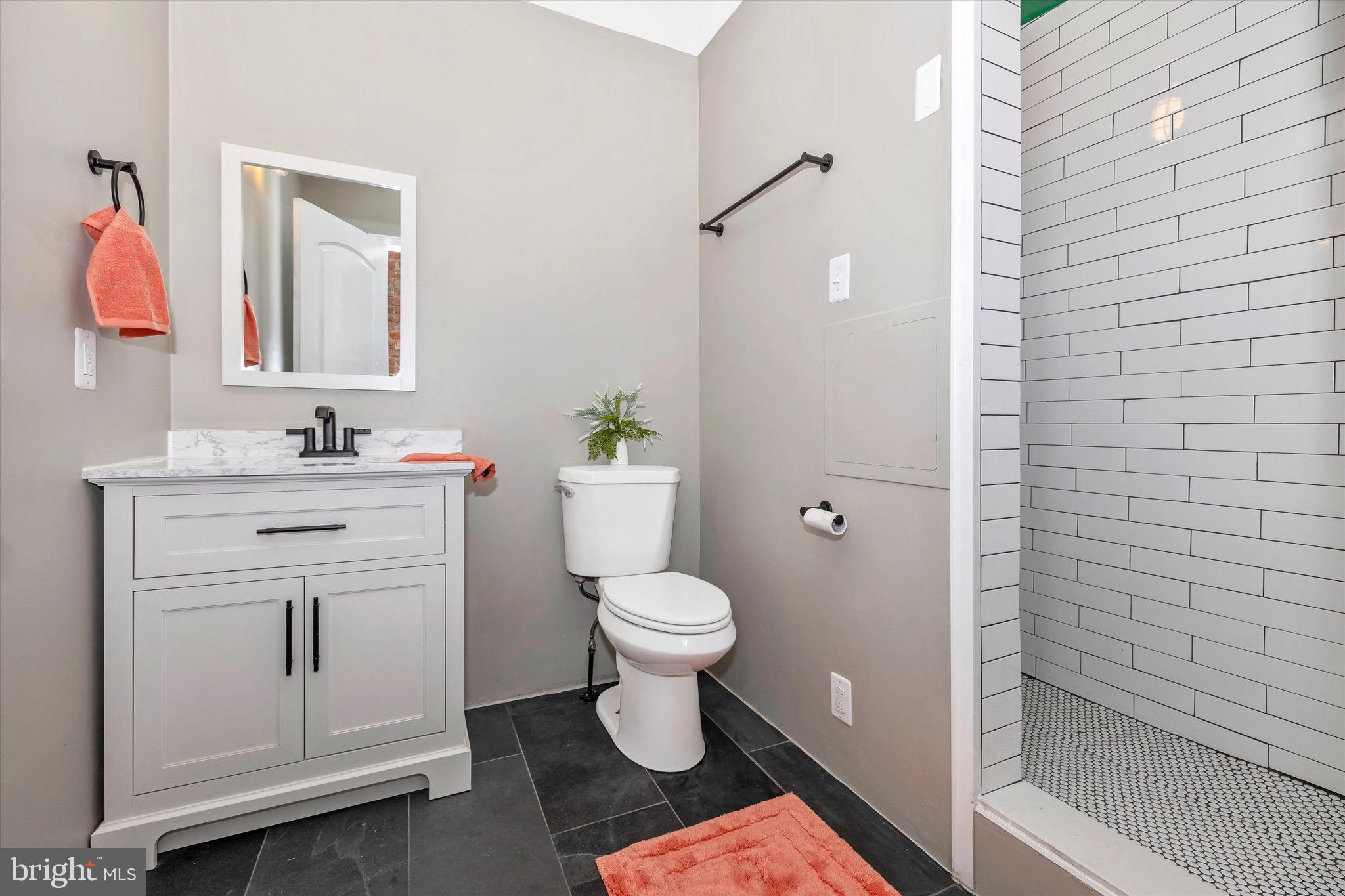 DOWNTOWN FREDERICK - Residential Income