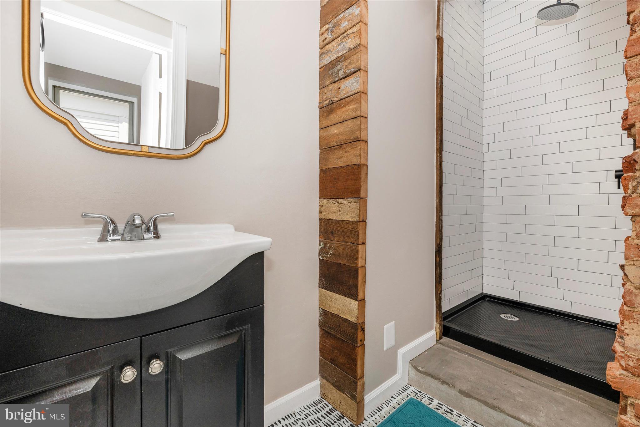 DOWNTOWN FREDERICK - Residential Income