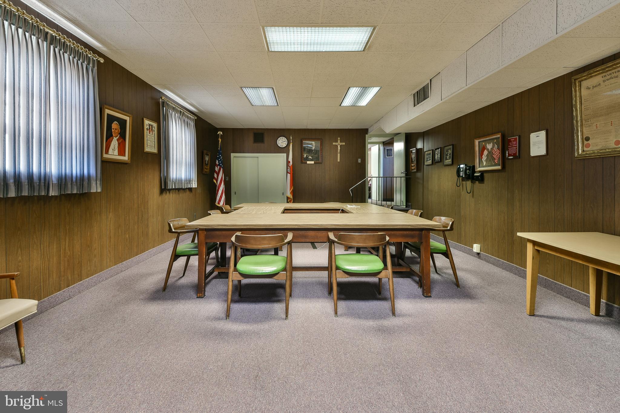 BRIDESBURG - Commercial Sale