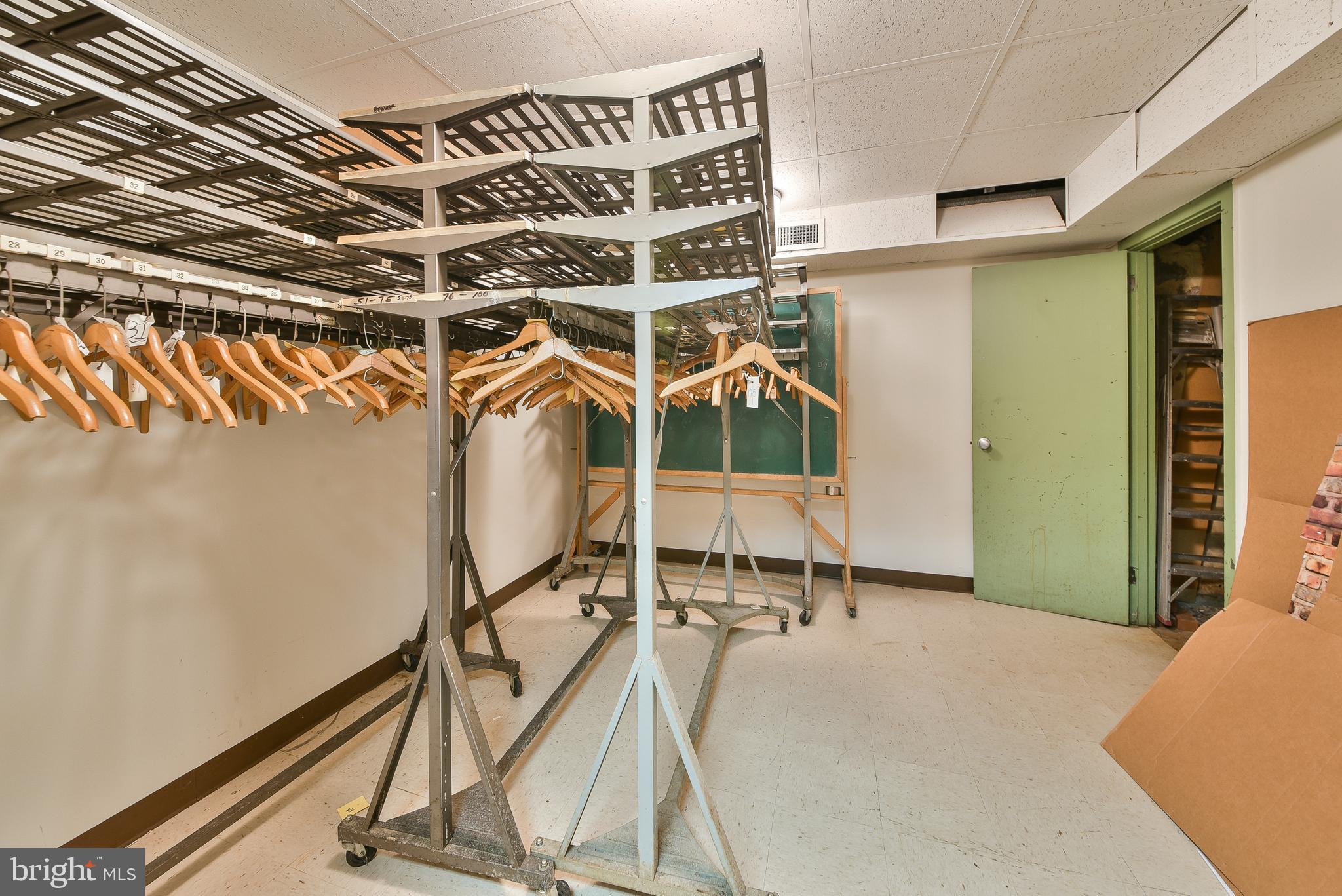 BRIDESBURG - Commercial Sale