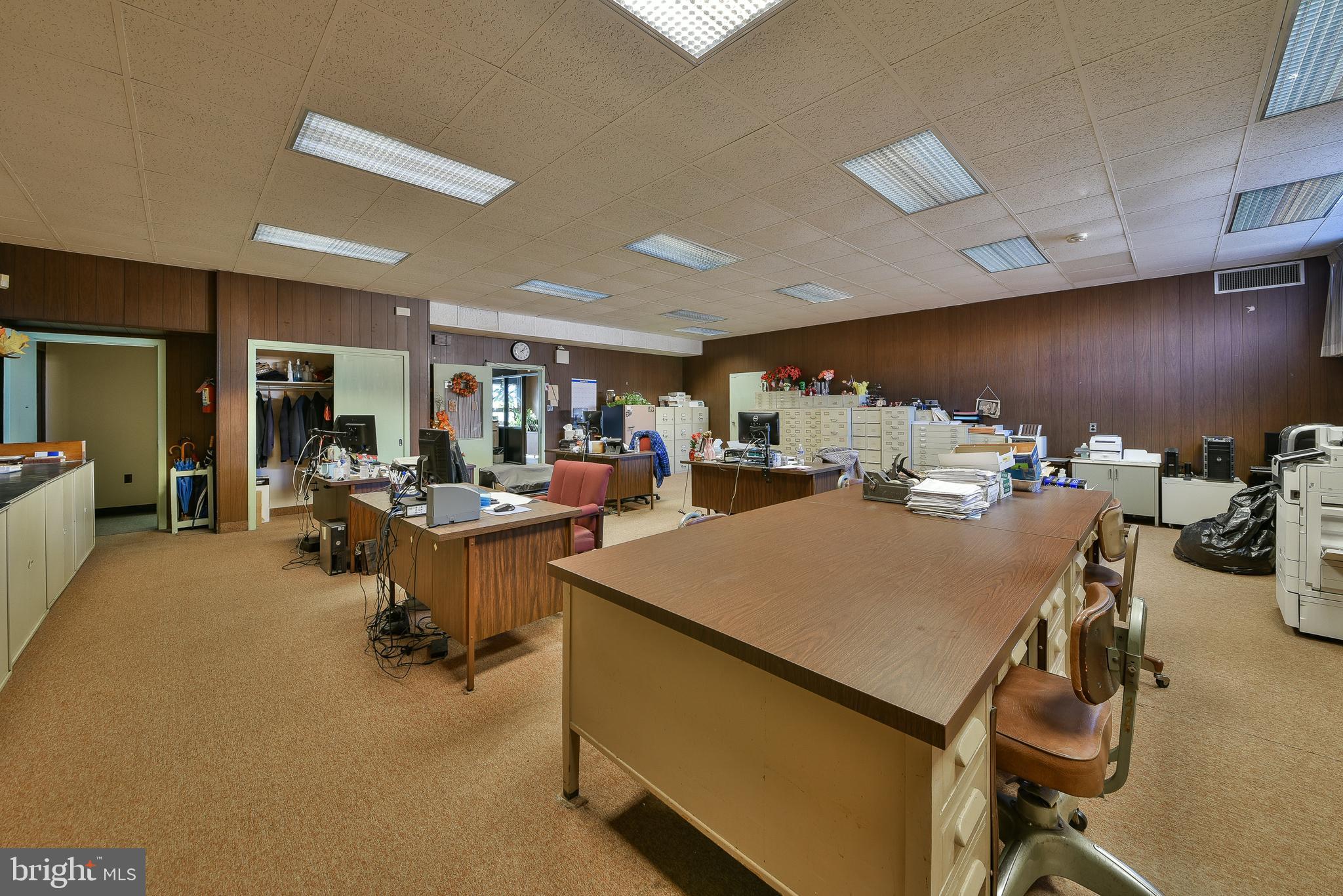 BRIDESBURG - Commercial Sale