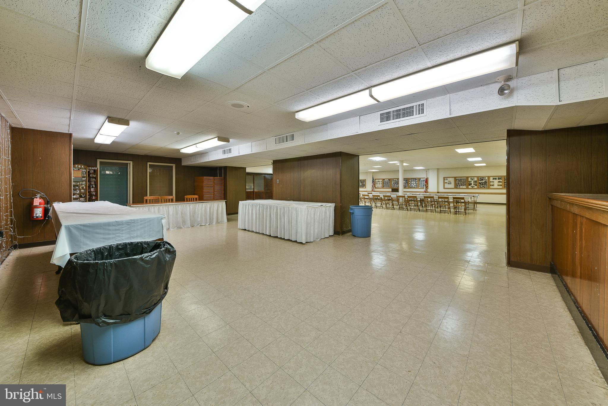 BRIDESBURG - Commercial Sale