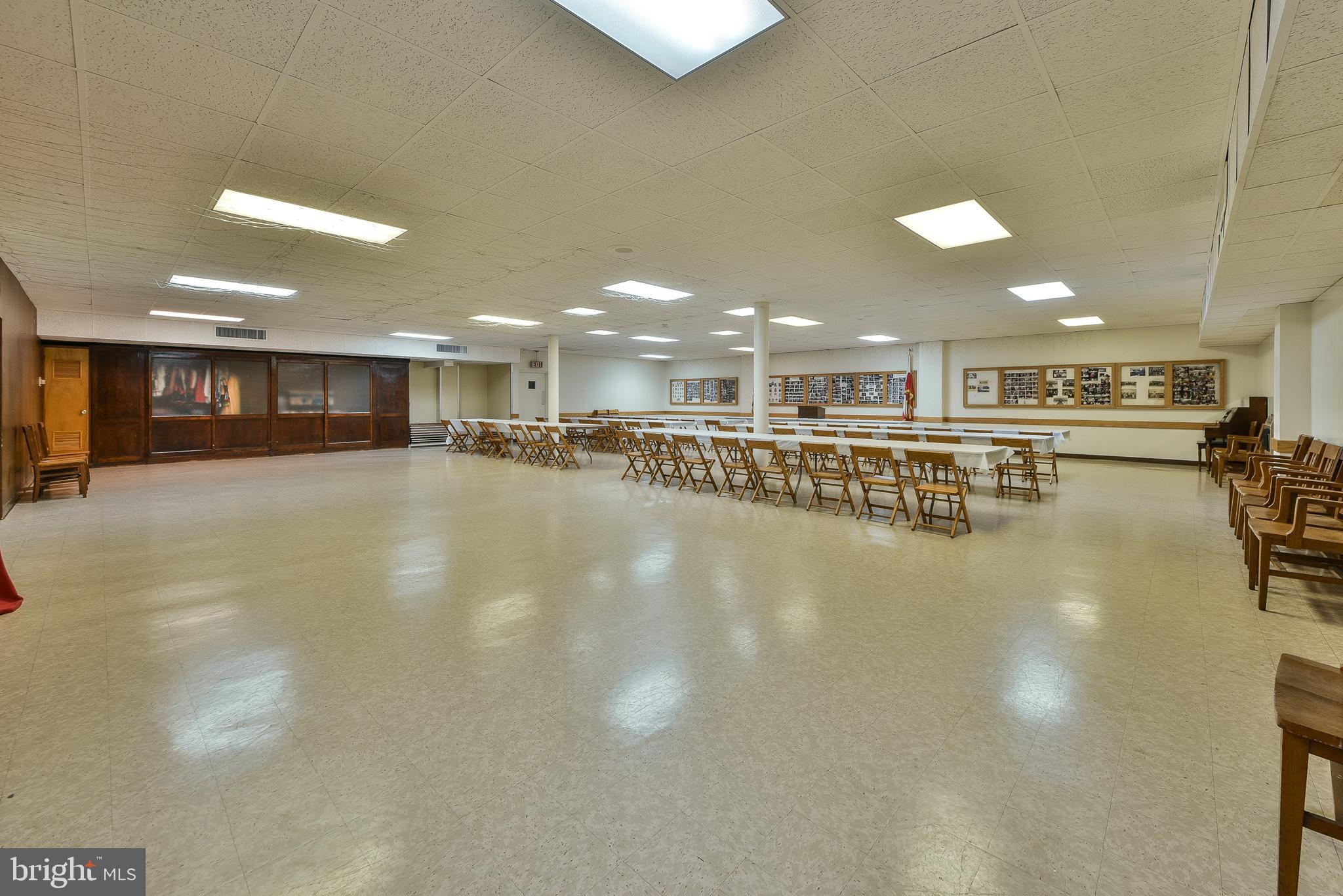 BRIDESBURG - Commercial Sale