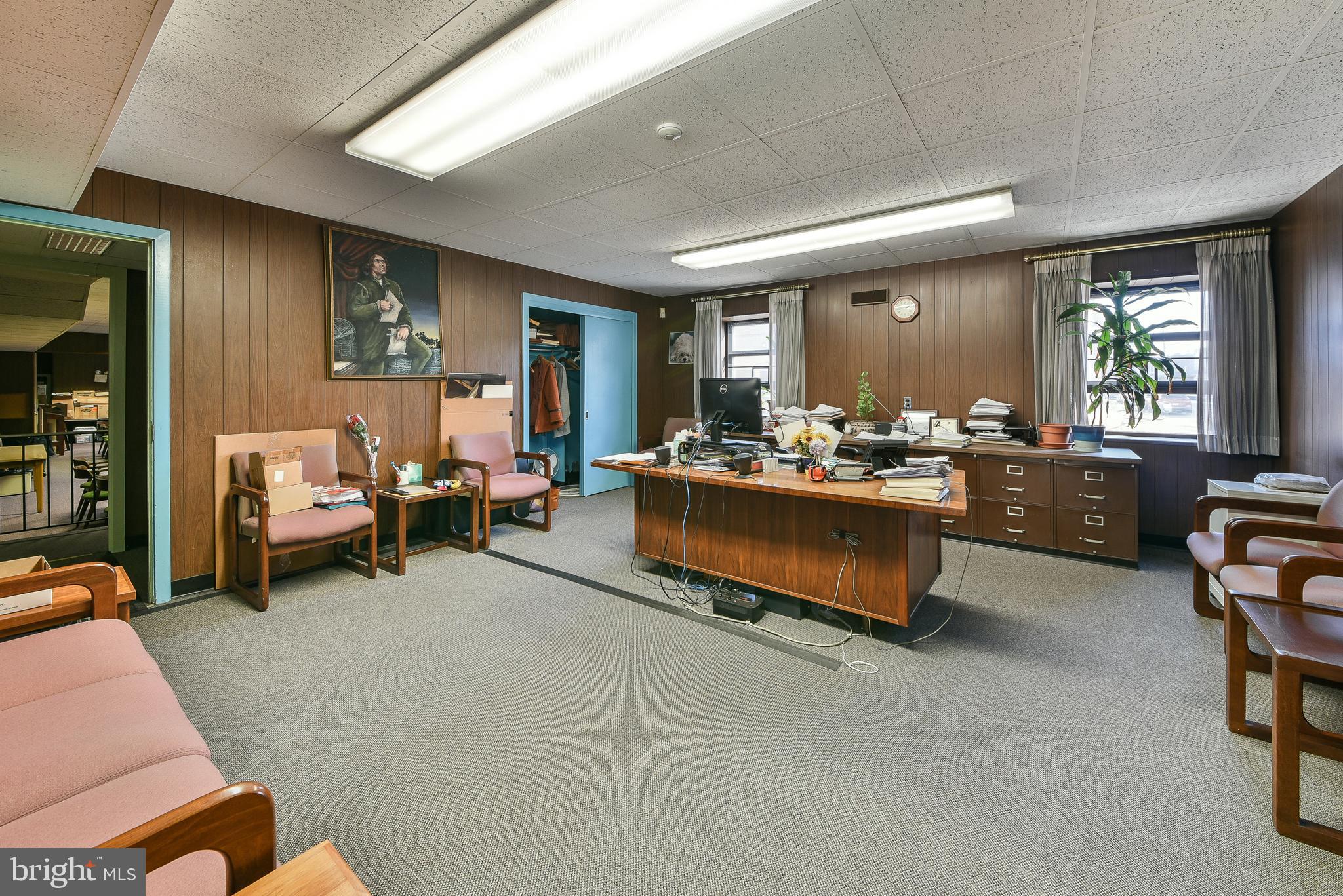 BRIDESBURG - Commercial Sale