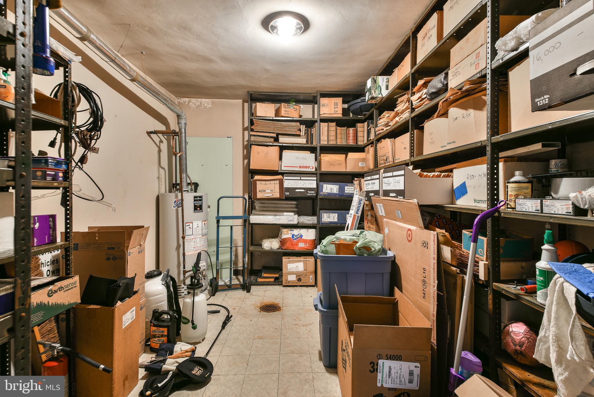 BRIDESBURG - Commercial Sale