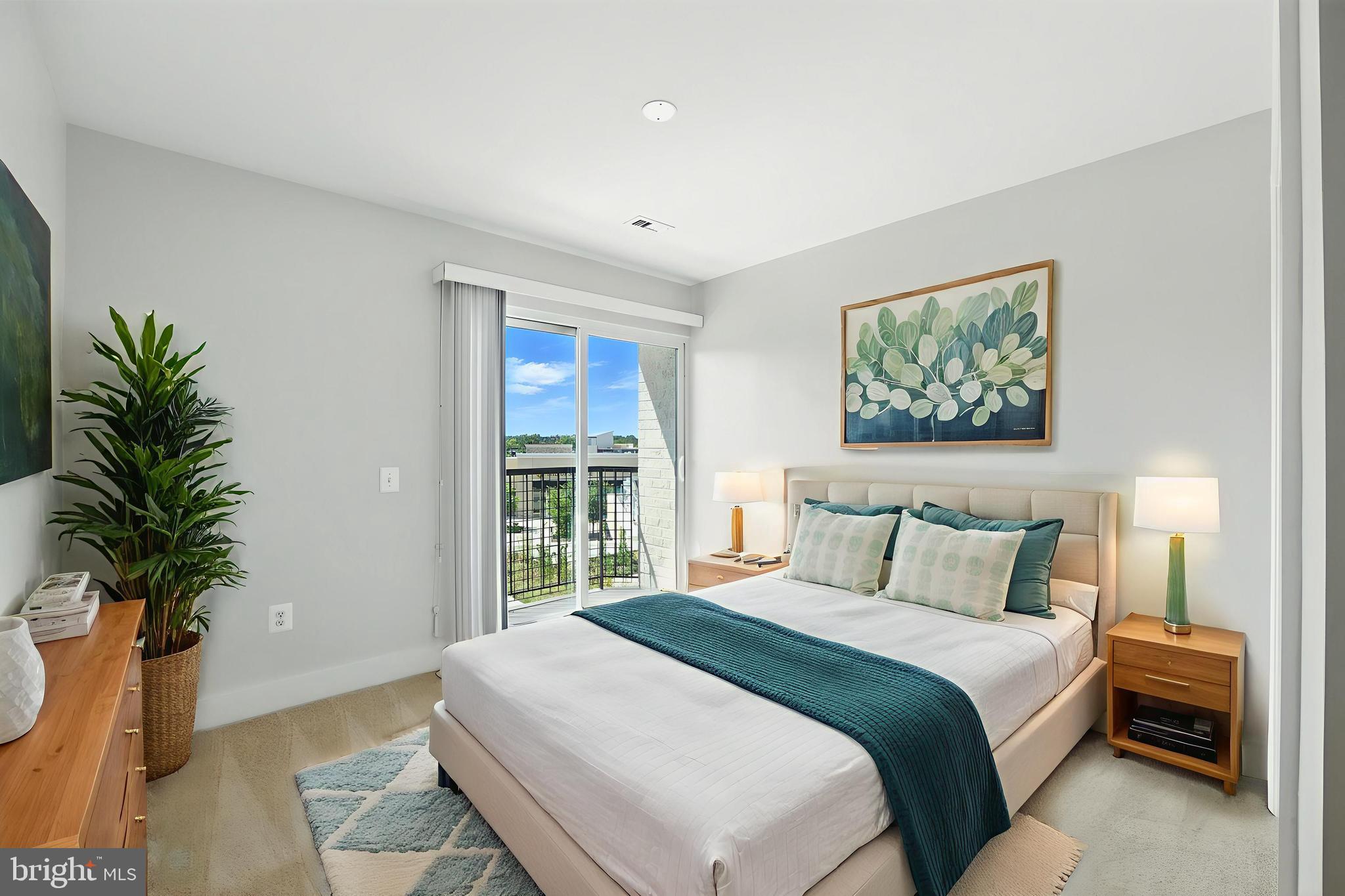 MONTGOMERY VILLAGE - Residential Lease