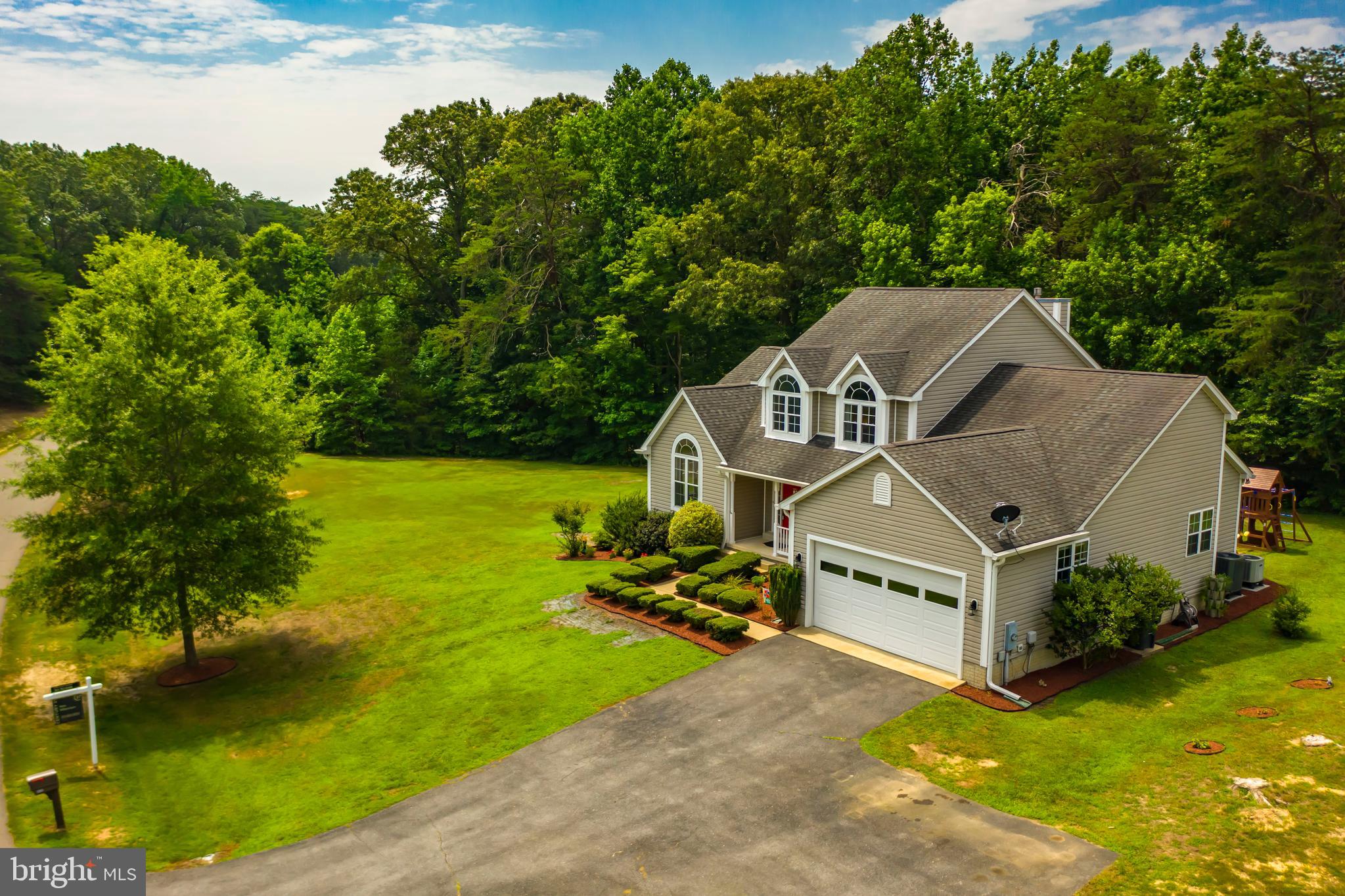 APPLE CREEK - Residential