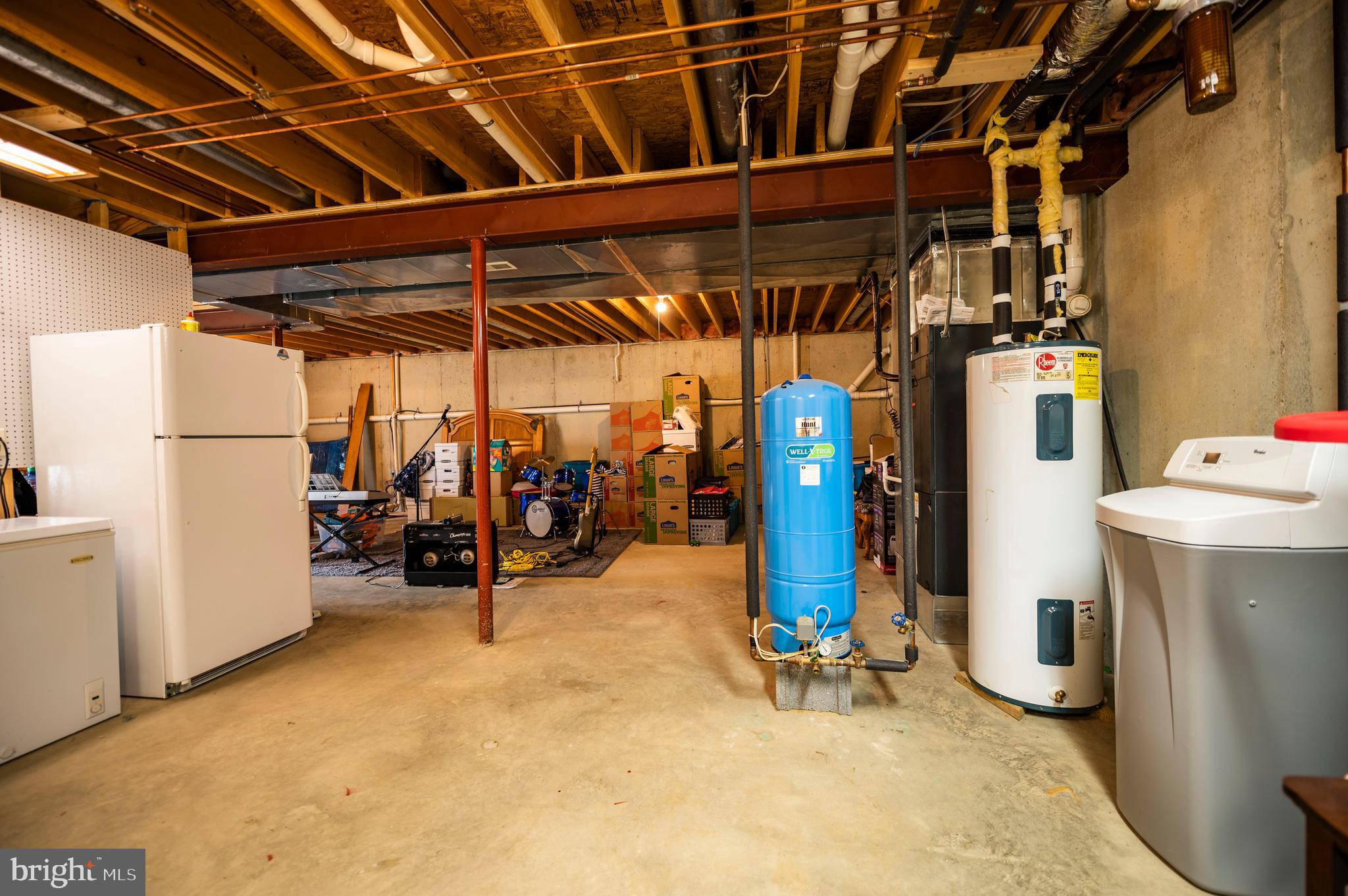 APPLE CREEK - Residential