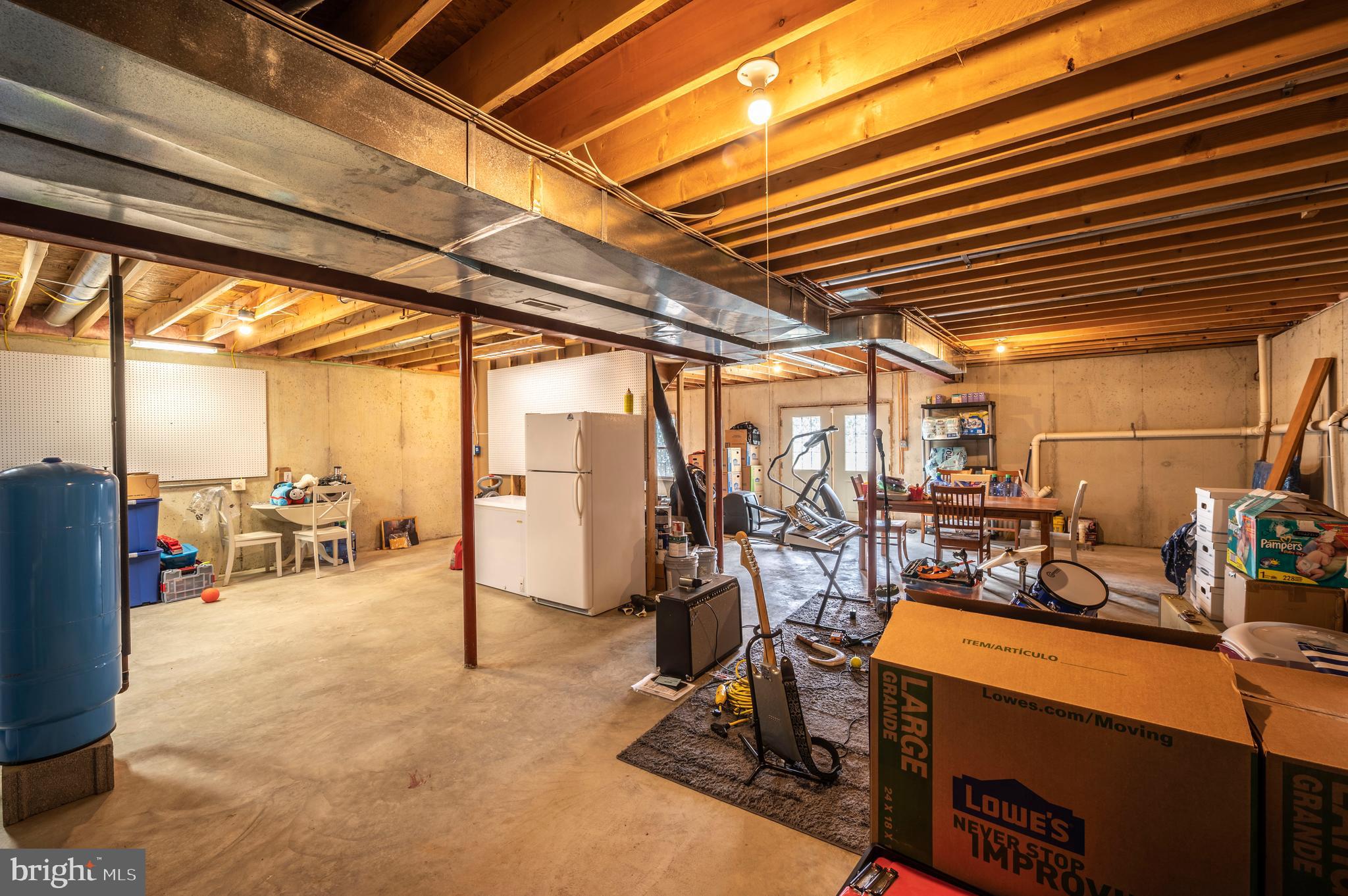 APPLE CREEK - Residential