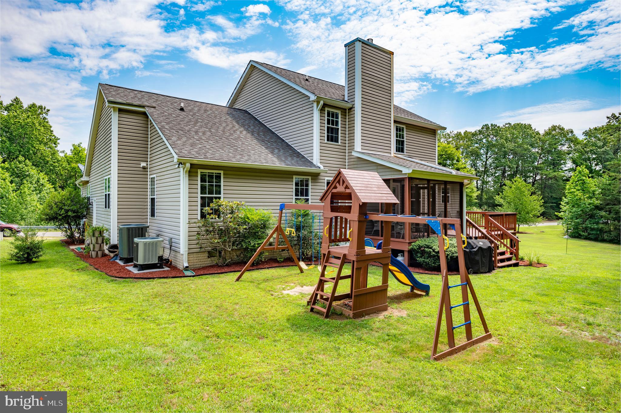 APPLE CREEK - Residential