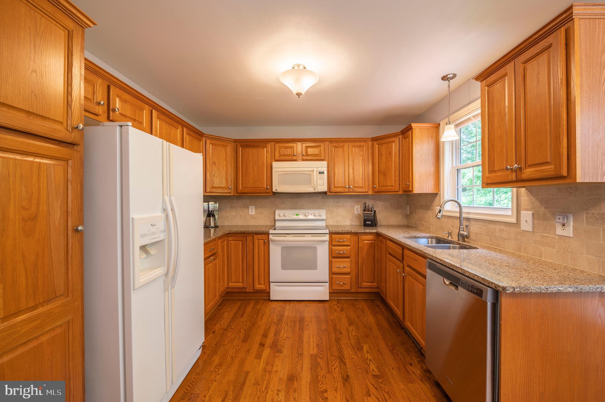 APPLE CREEK - Residential