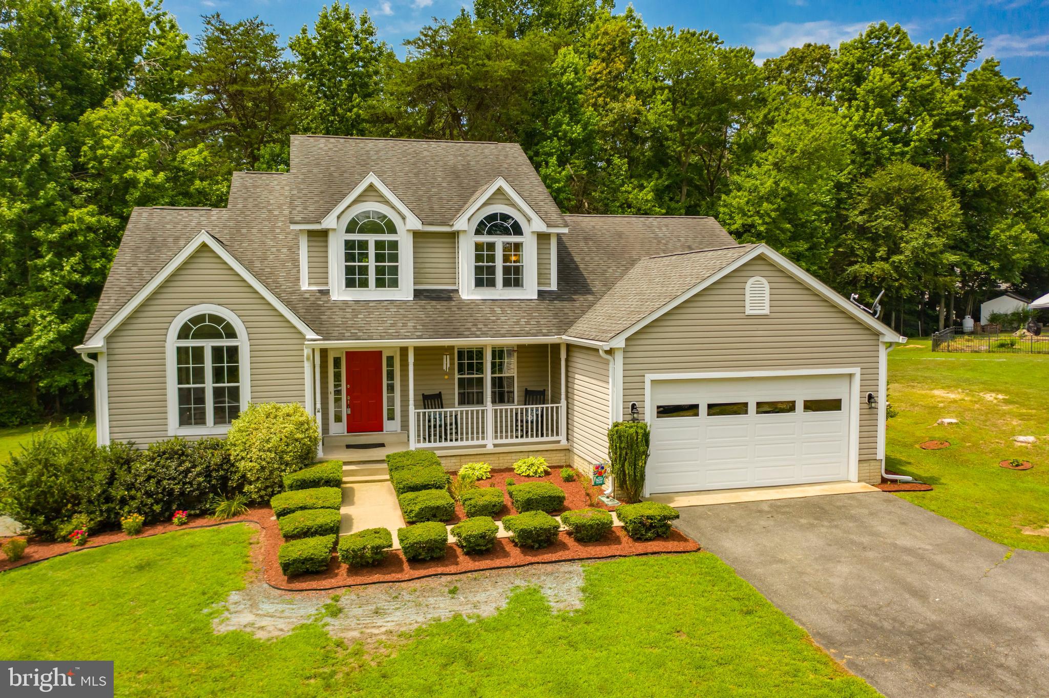 APPLE CREEK - Residential