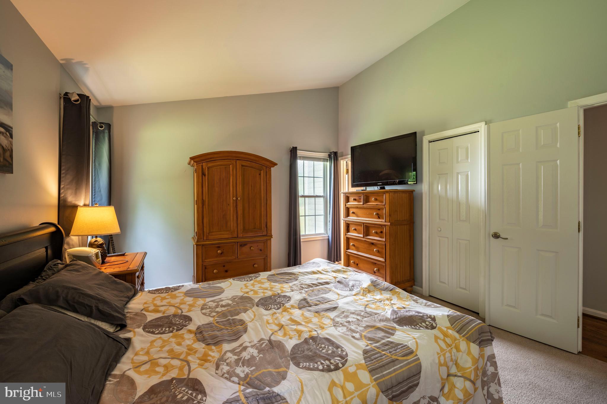 APPLE CREEK - Residential