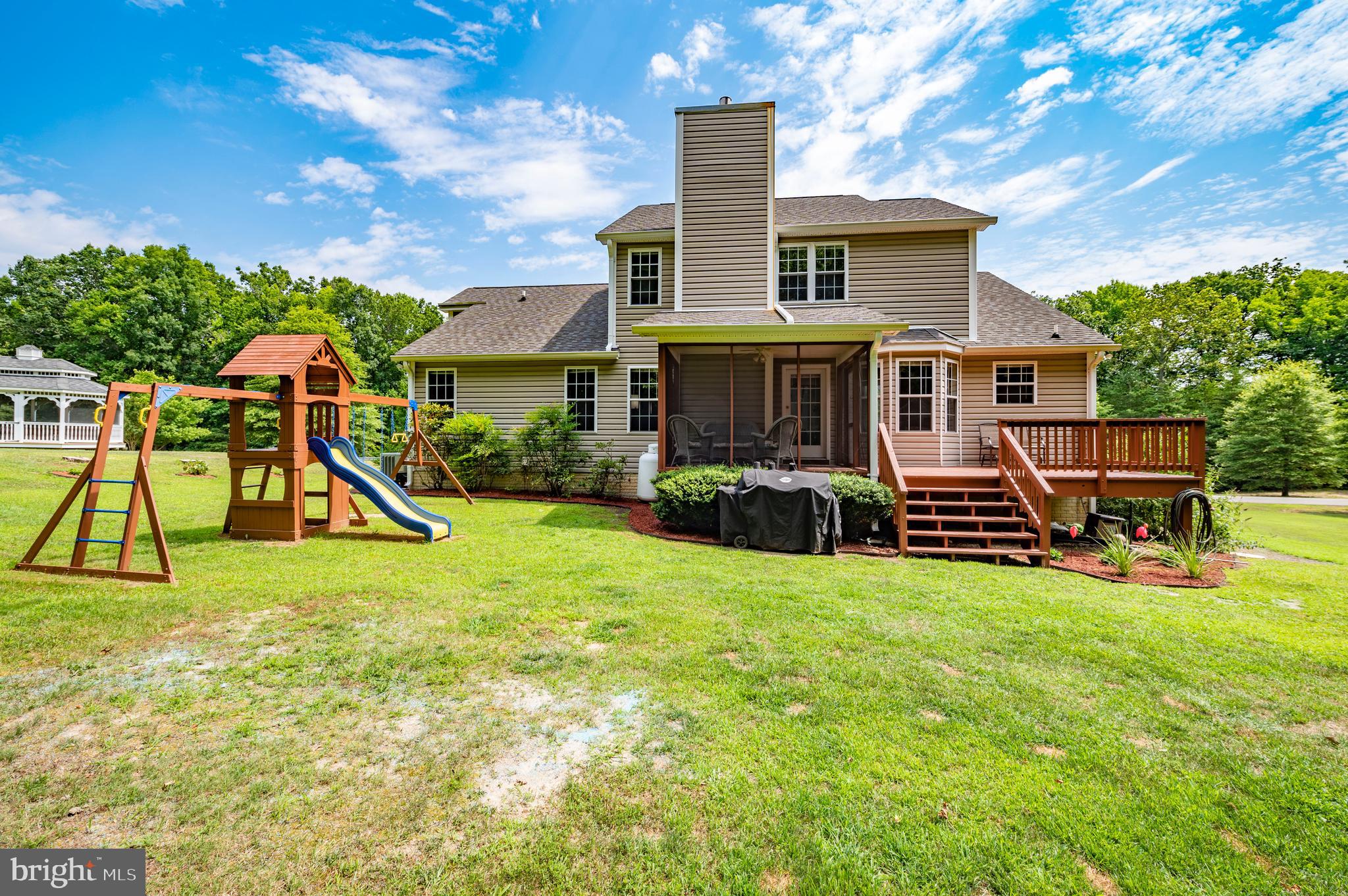 APPLE CREEK - Residential