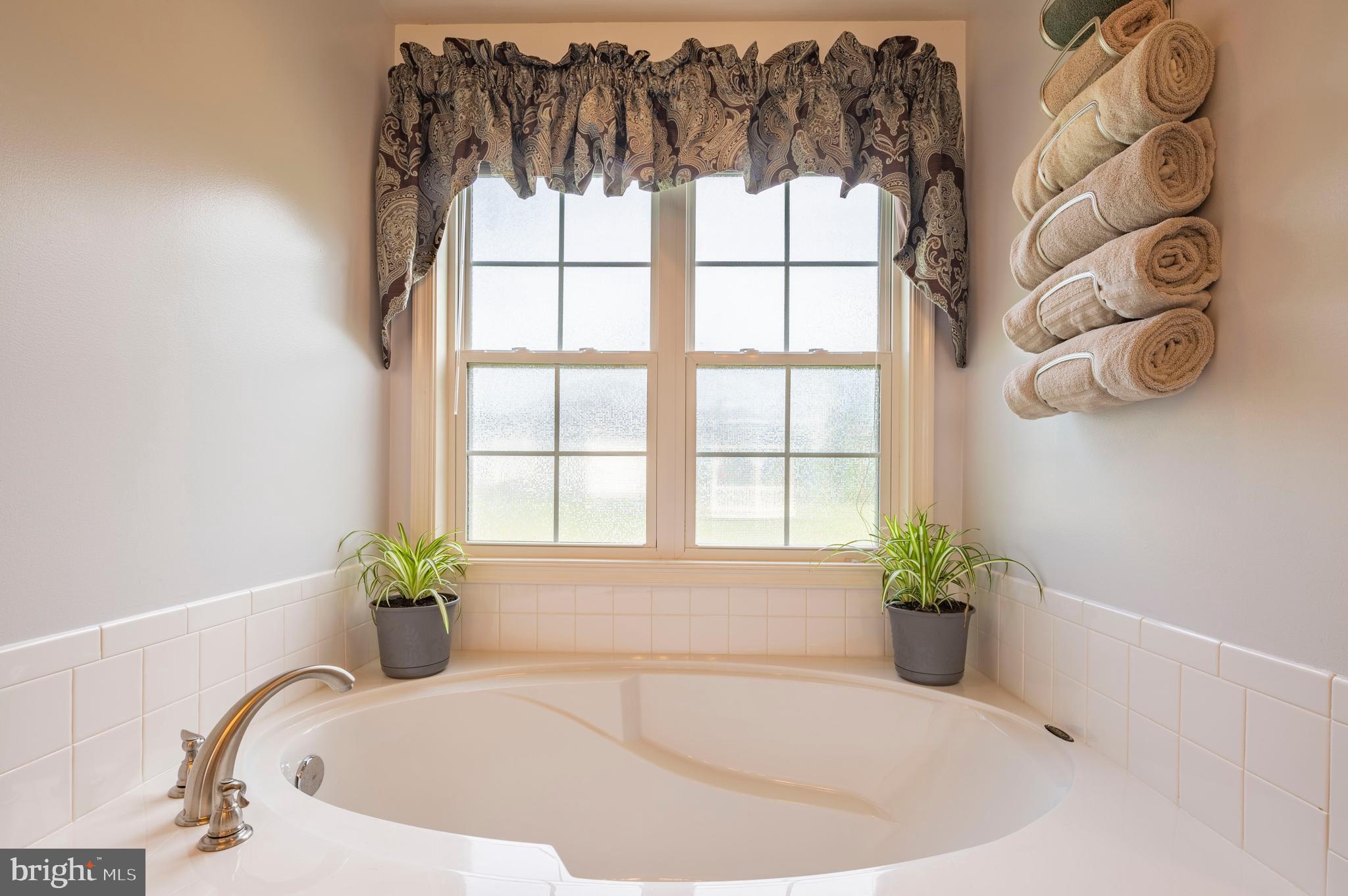 APPLE CREEK - Residential