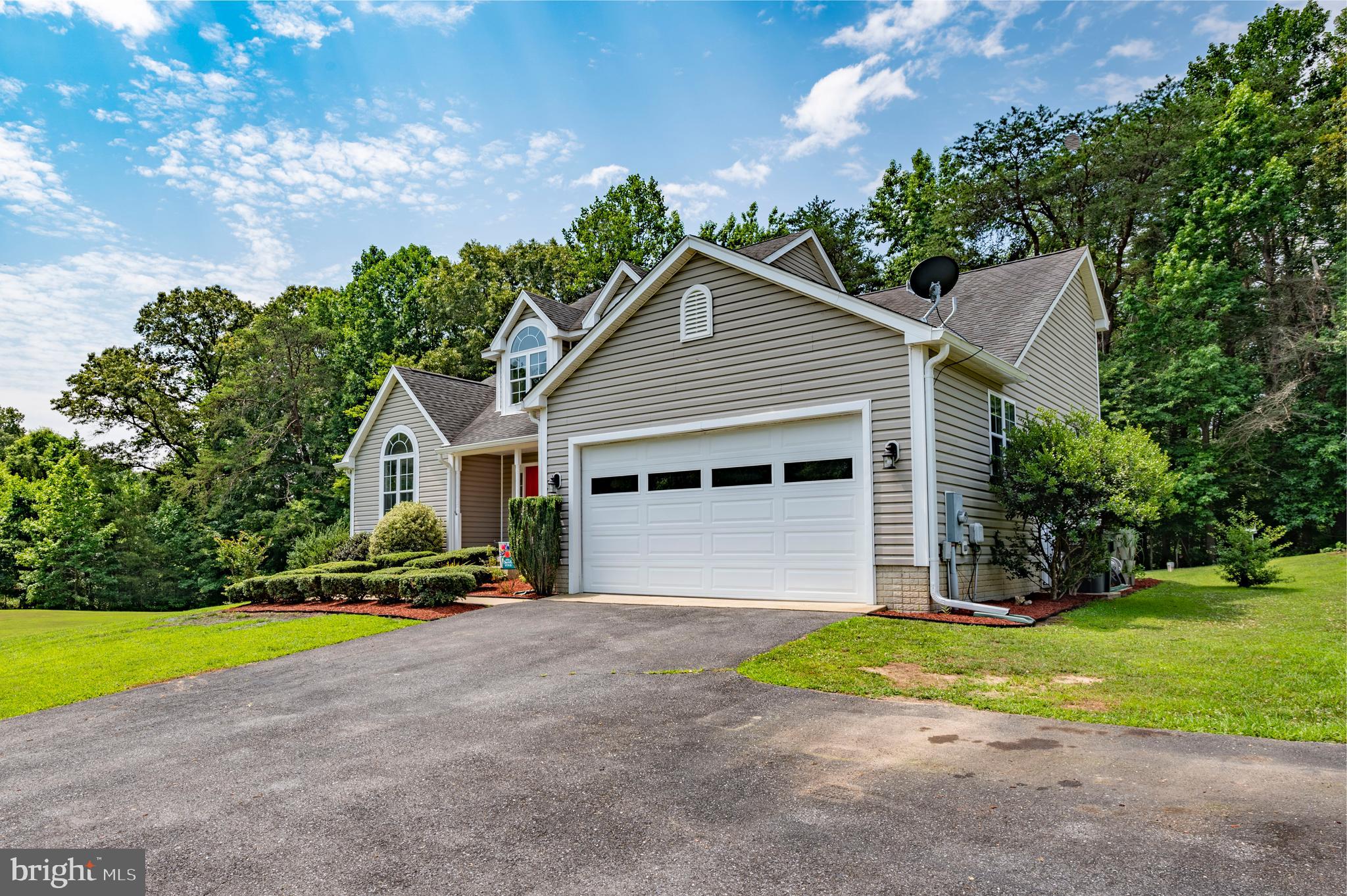 APPLE CREEK - Residential