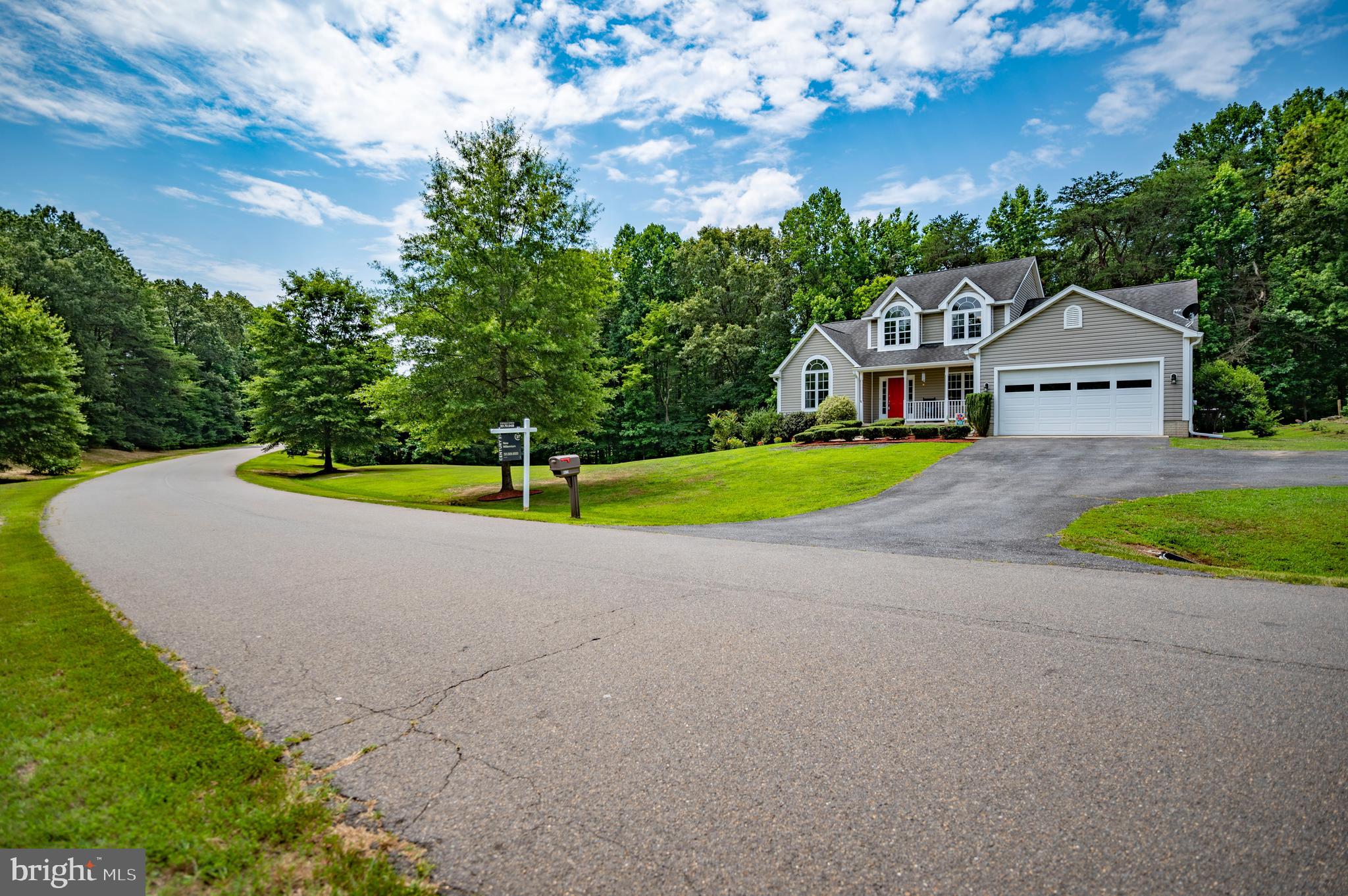 APPLE CREEK - Residential