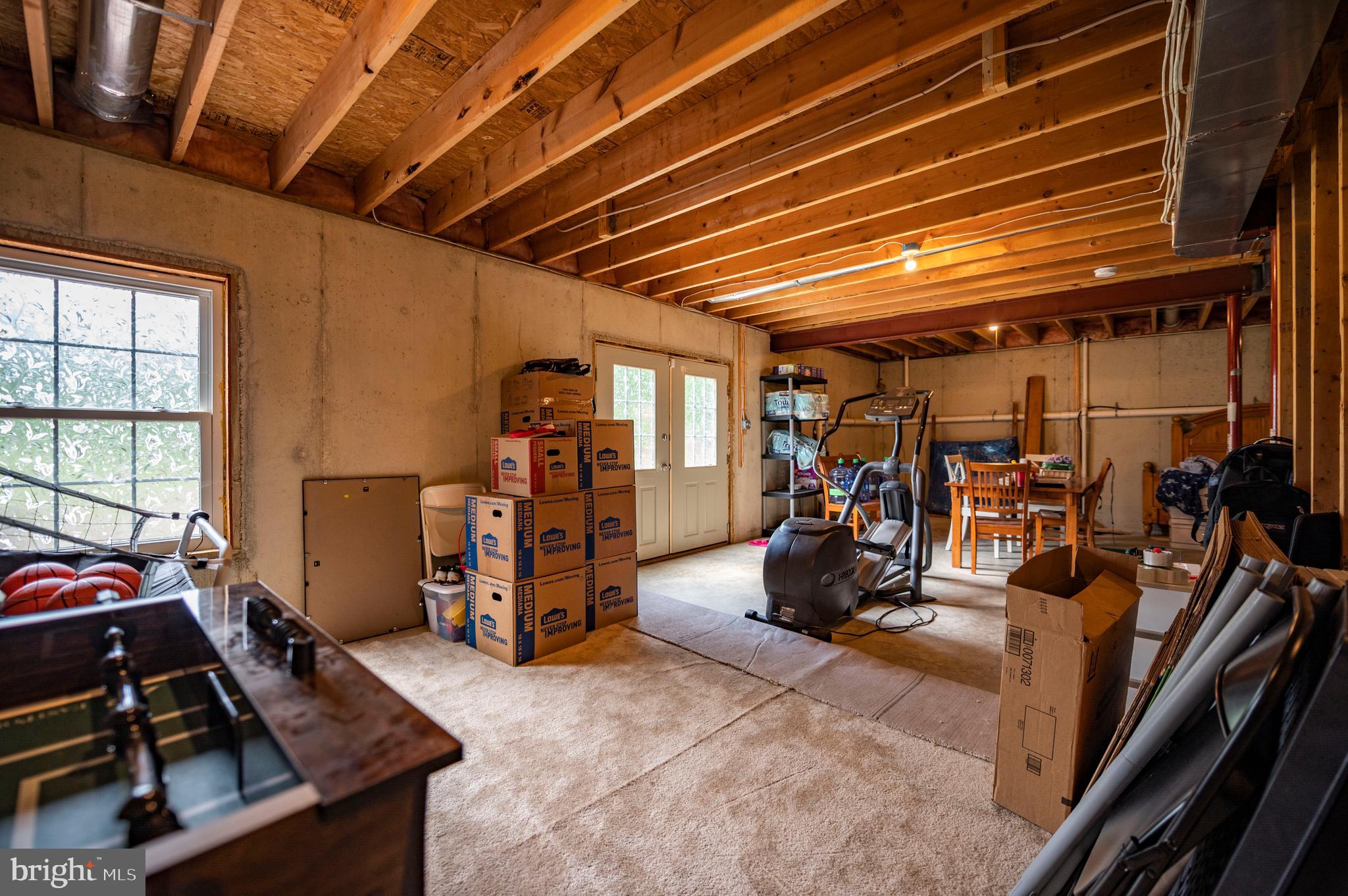 APPLE CREEK - Residential