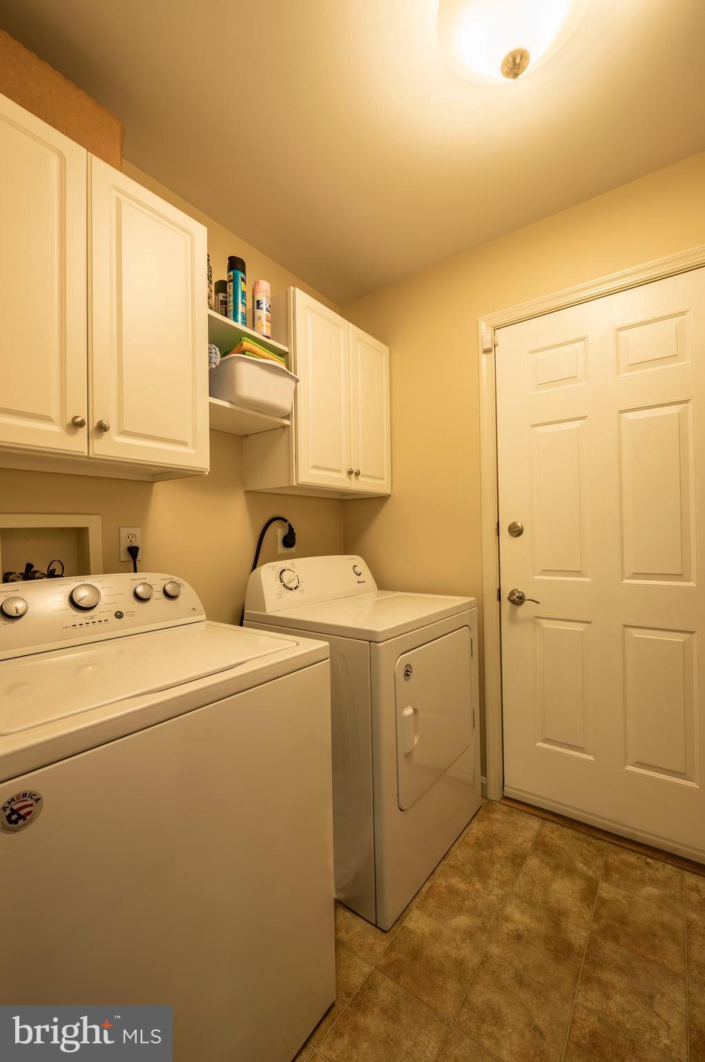 APPLE CREEK - Residential