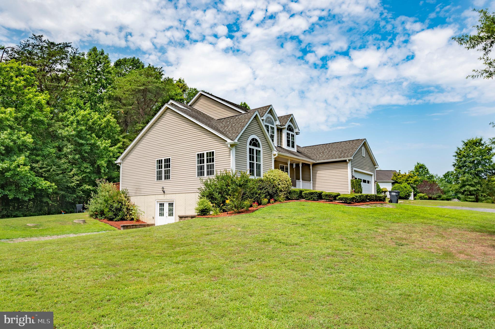 APPLE CREEK - Residential