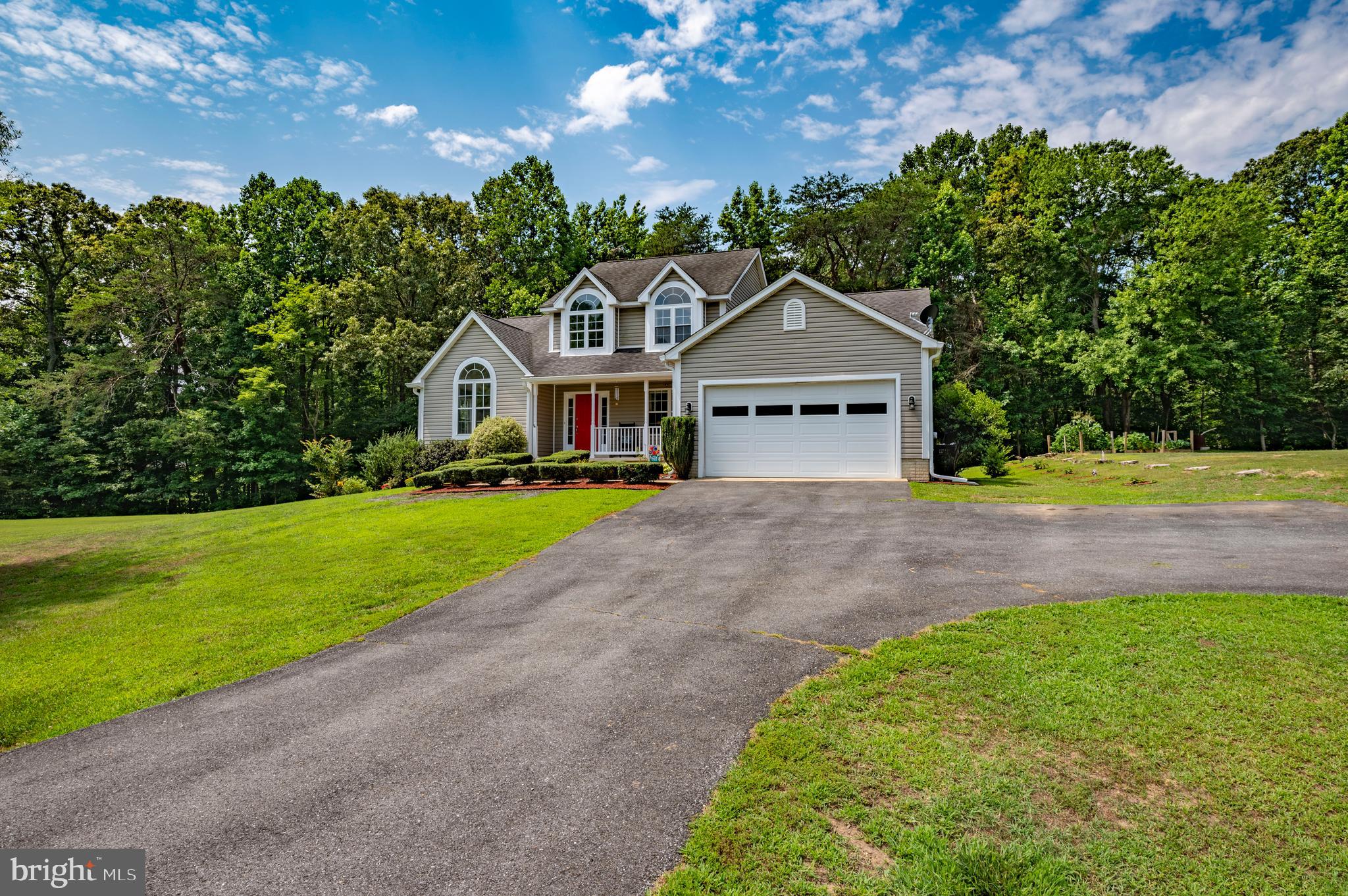 APPLE CREEK - Residential